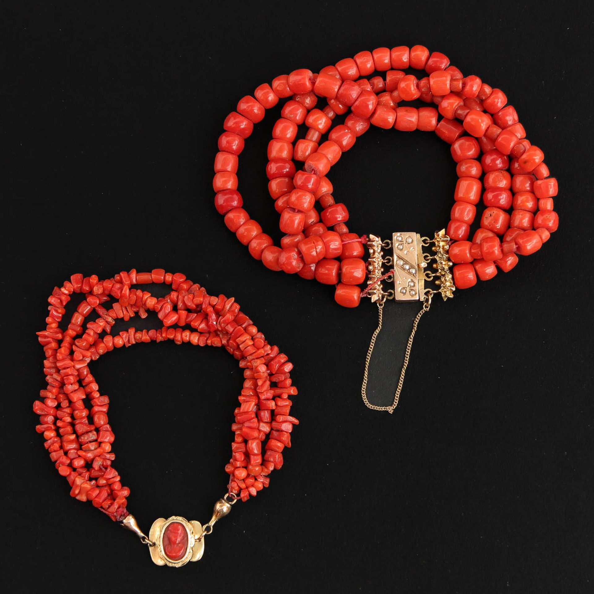 A Collection of Red Coral Jewelry - Image 2 of 9