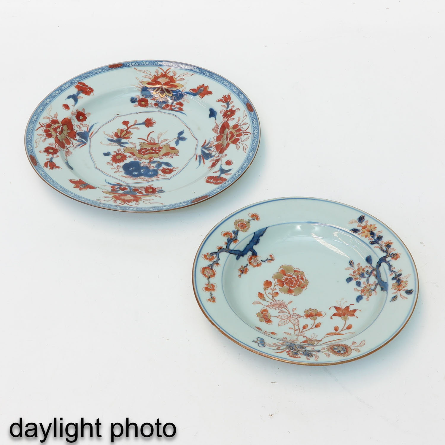 A Collection of 3 Imari Plates - Image 9 of 10