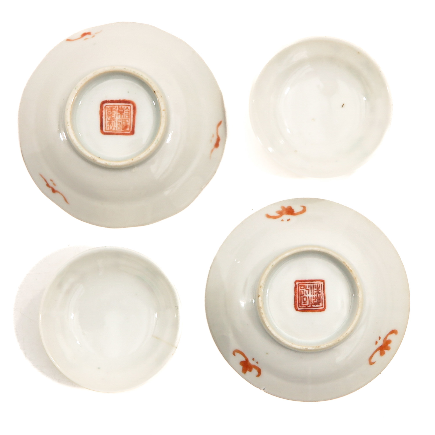 A Pair of Famille Rose Covered Cups and Saucers - Image 8 of 10