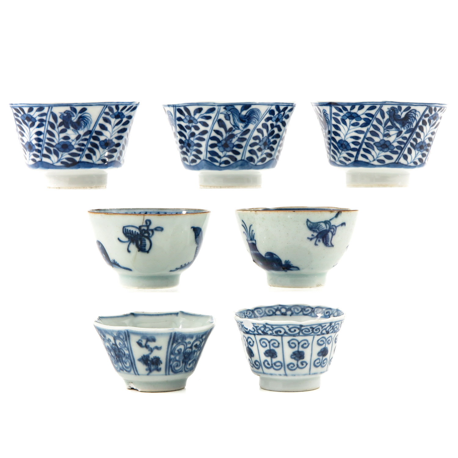 A Collection of Blue and White Cups and Saucers - Image 3 of 10