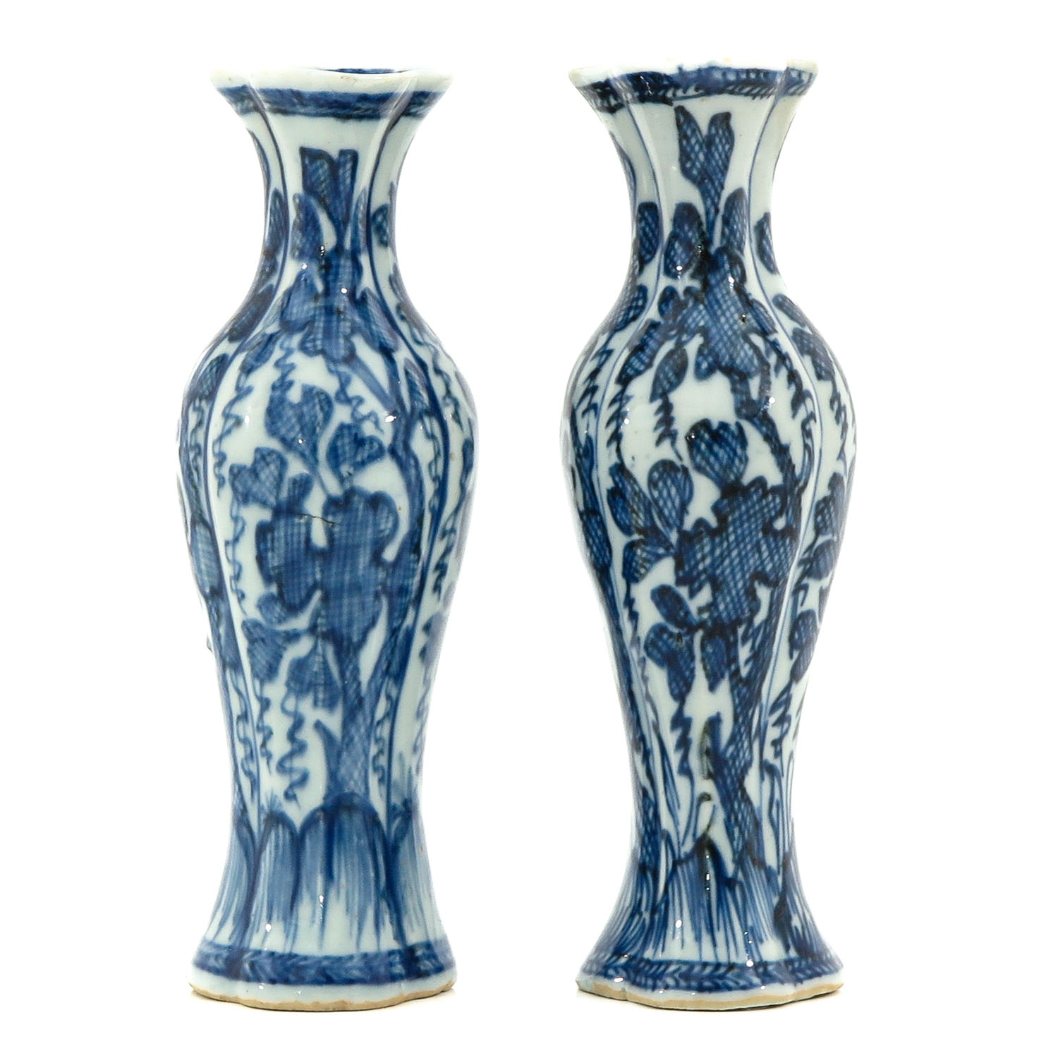 A Pair of small Blue and White Vases - Image 4 of 9