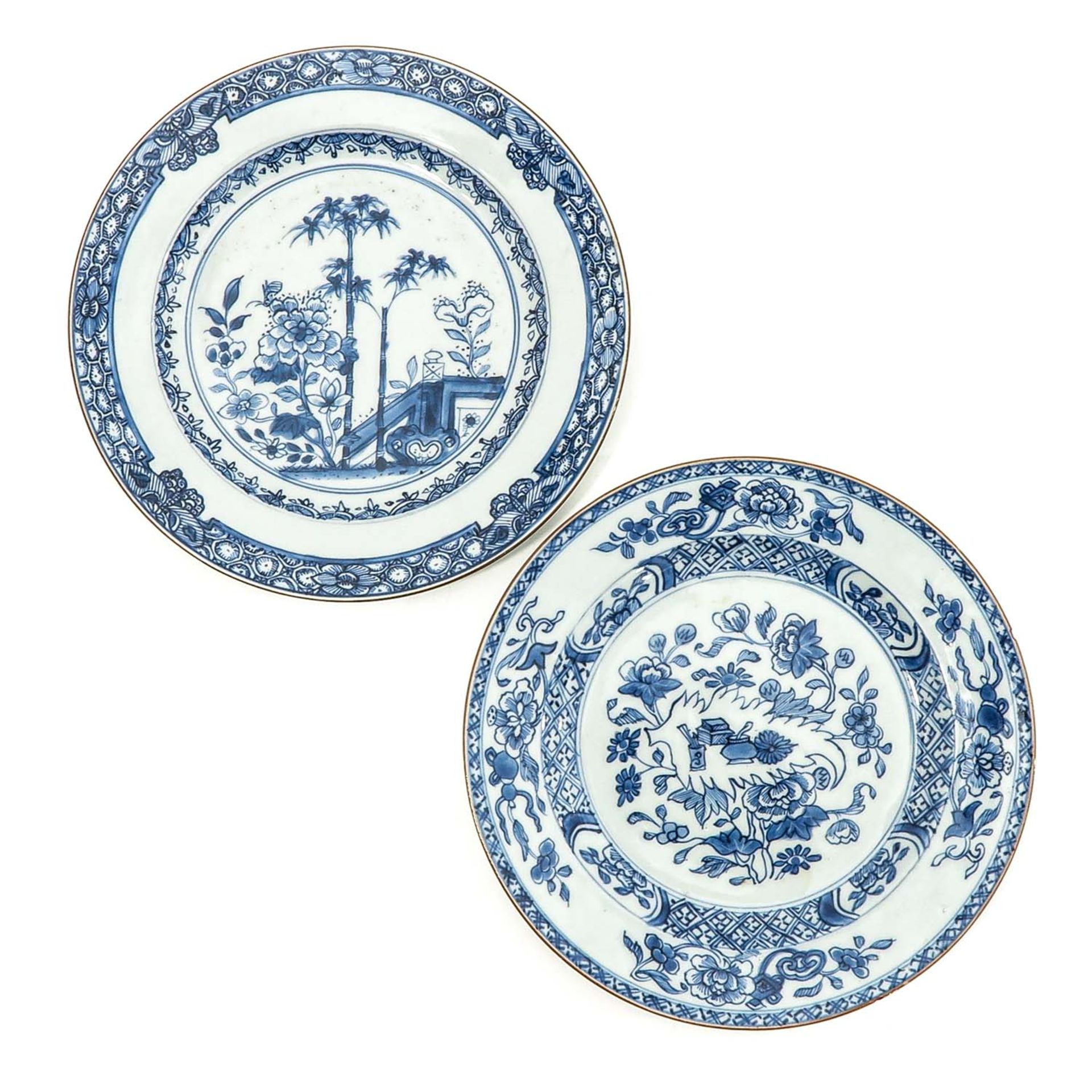 A Collection of 6 Blue and White Plates - Image 3 of 10