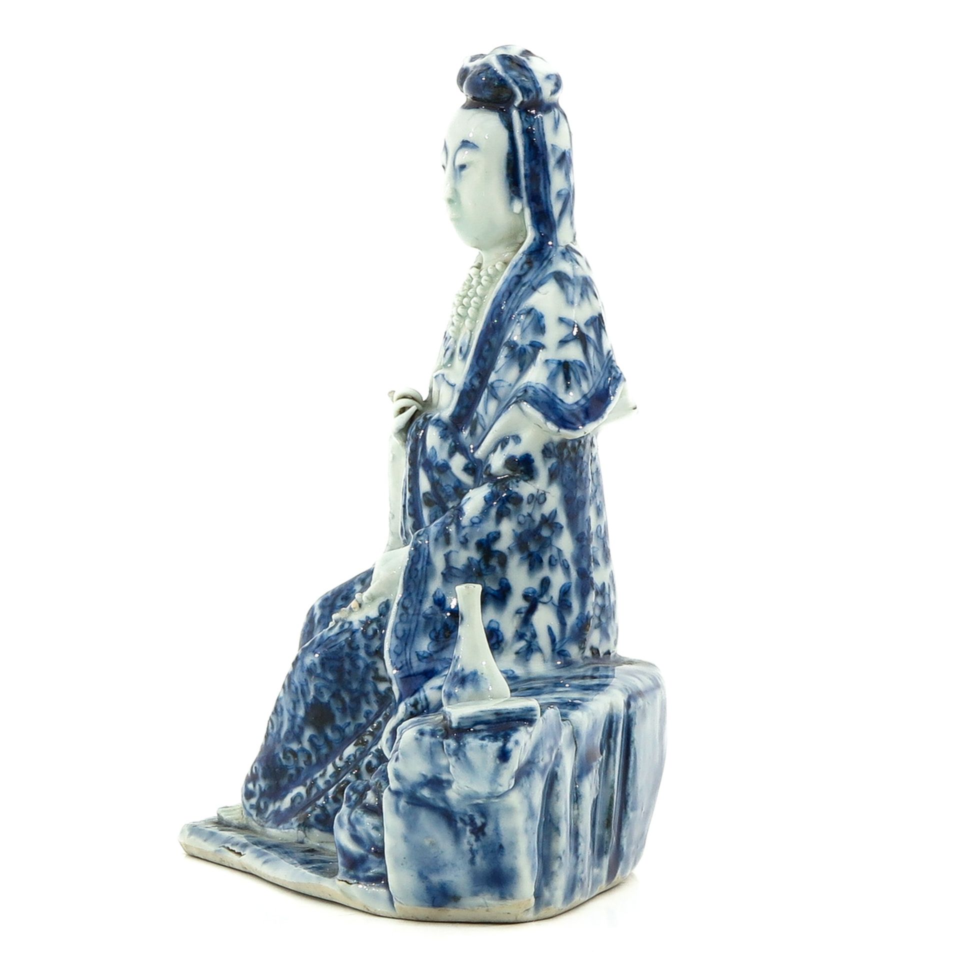 A Blue and White Chinese Quanyin Sculpture - Image 2 of 9