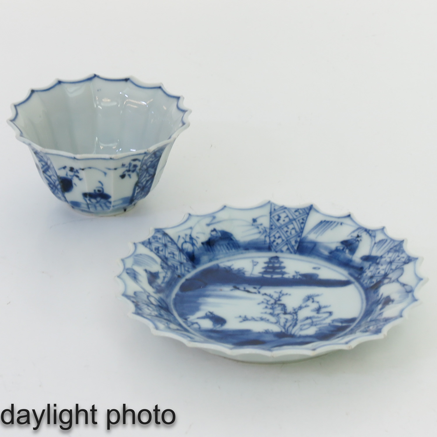 A Collection of 6 Cups and Saucers - Image 9 of 10