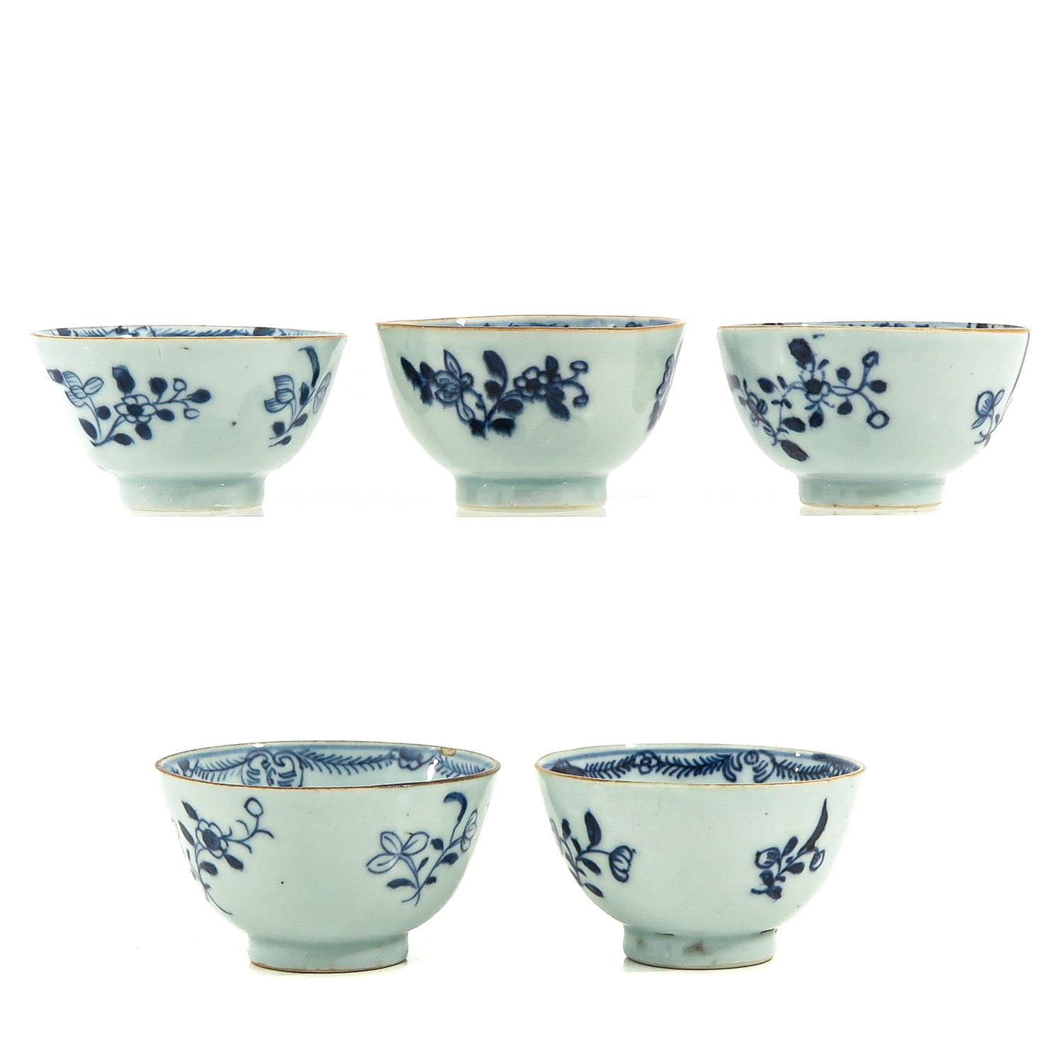 A Collection of 5 Blue and White Cups and Saucers - Image 3 of 10