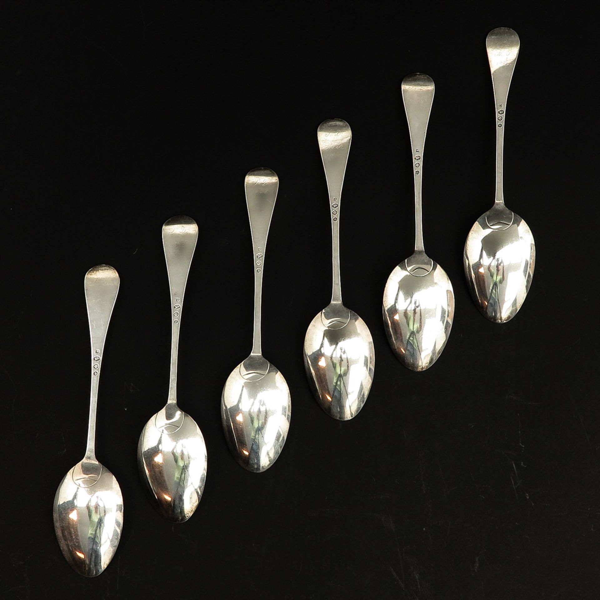 A Collection of Silver Cutlery - Image 2 of 5