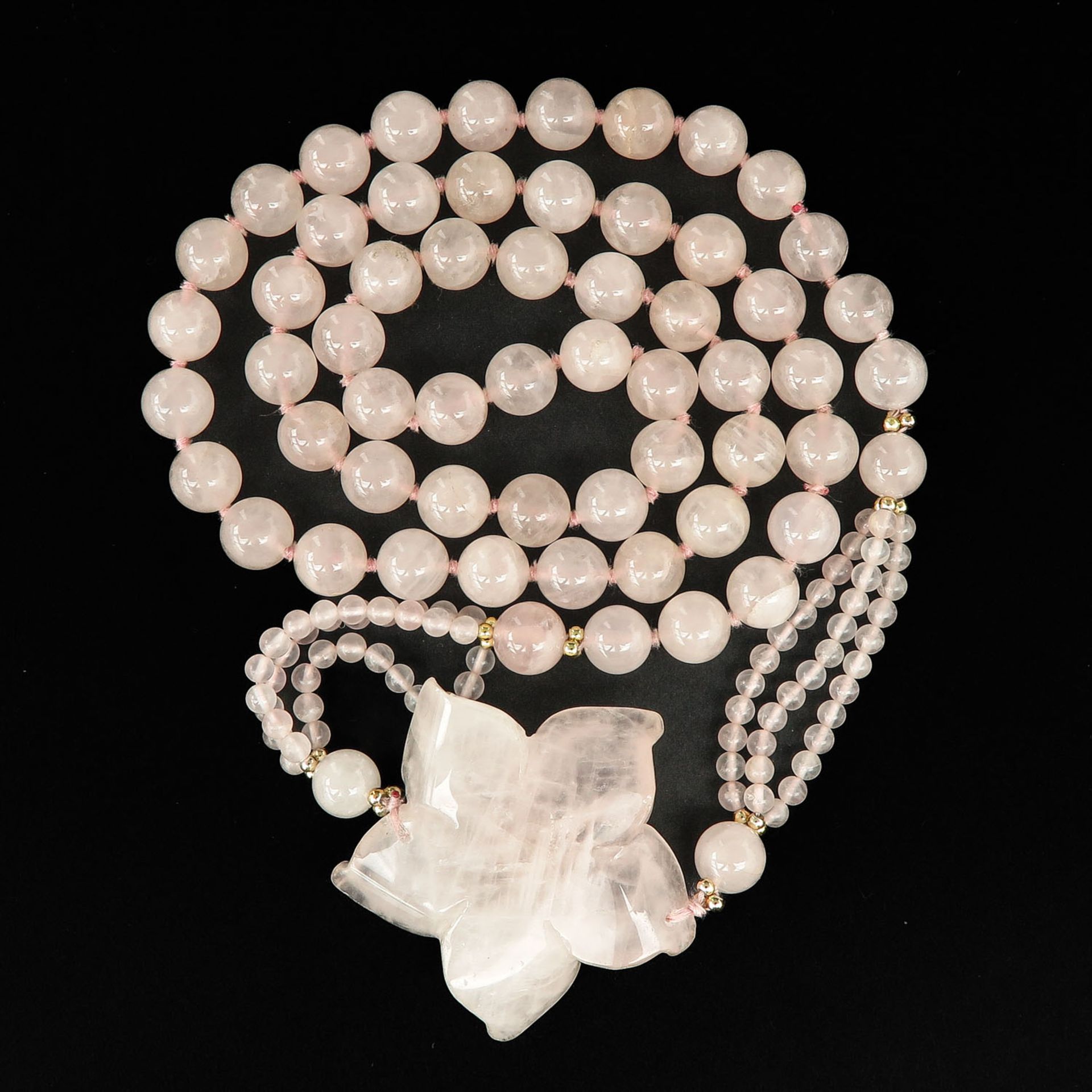 A Rose Quartz Necklace - Image 4 of 5