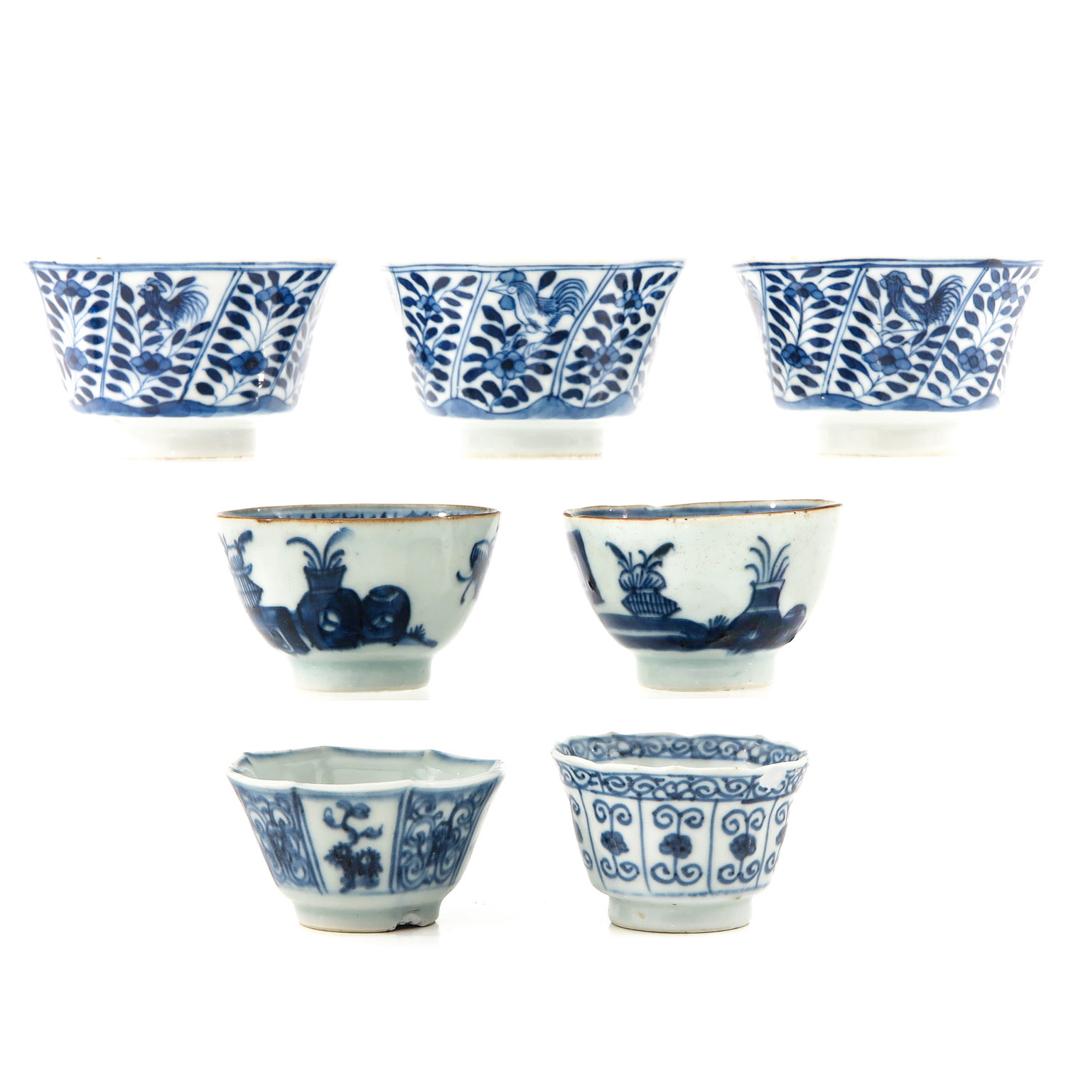 A Collection of Blue and White Cups and Saucers - Image 2 of 10