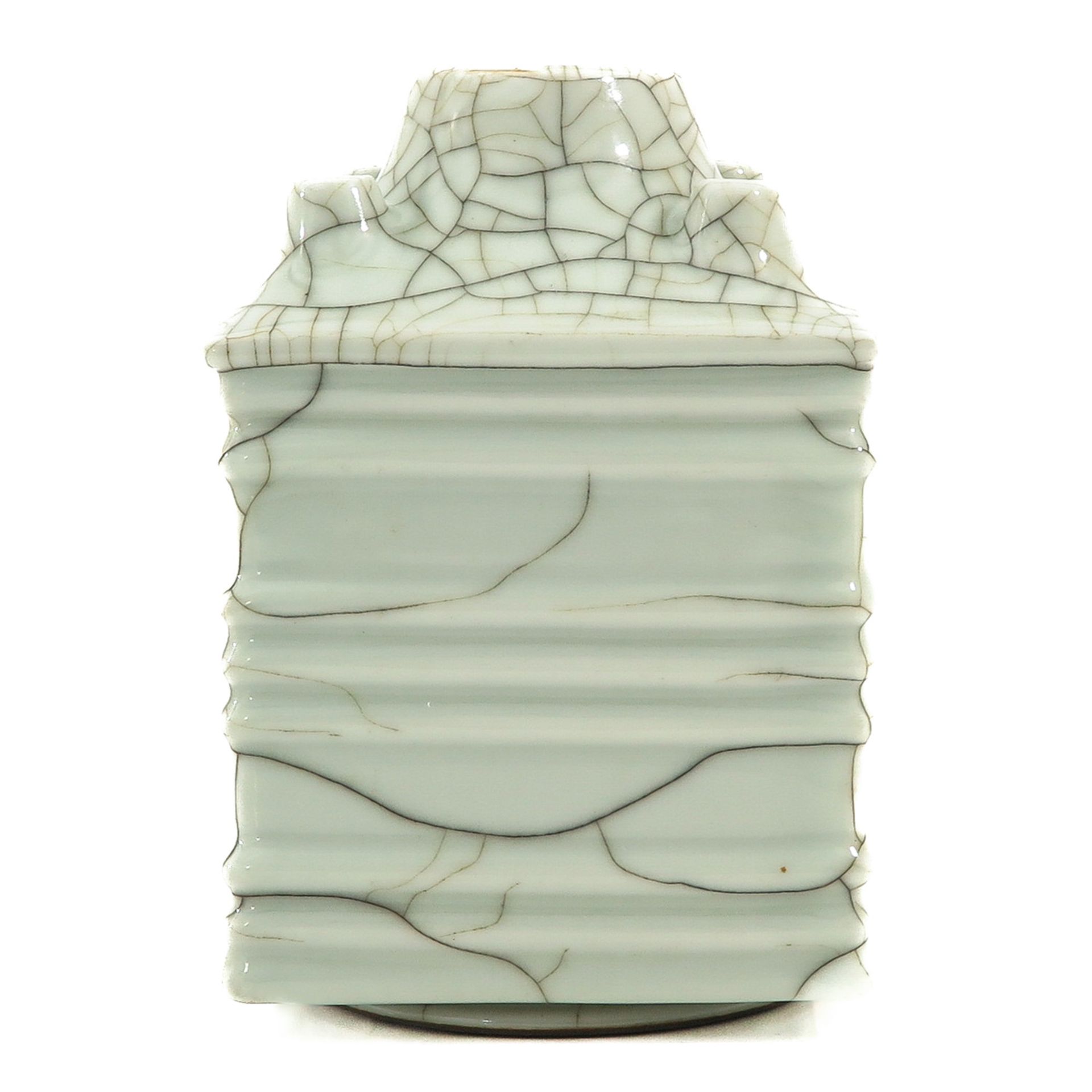 A Crackle Decor Square Vase - Image 4 of 10