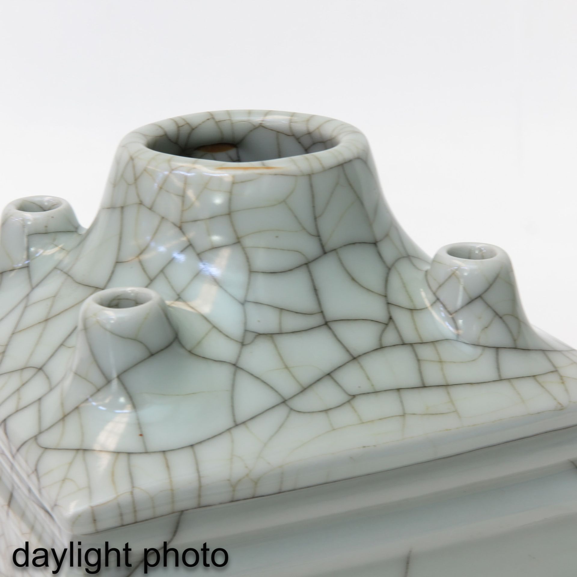 A Crackle Decor Square Vase - Image 10 of 10