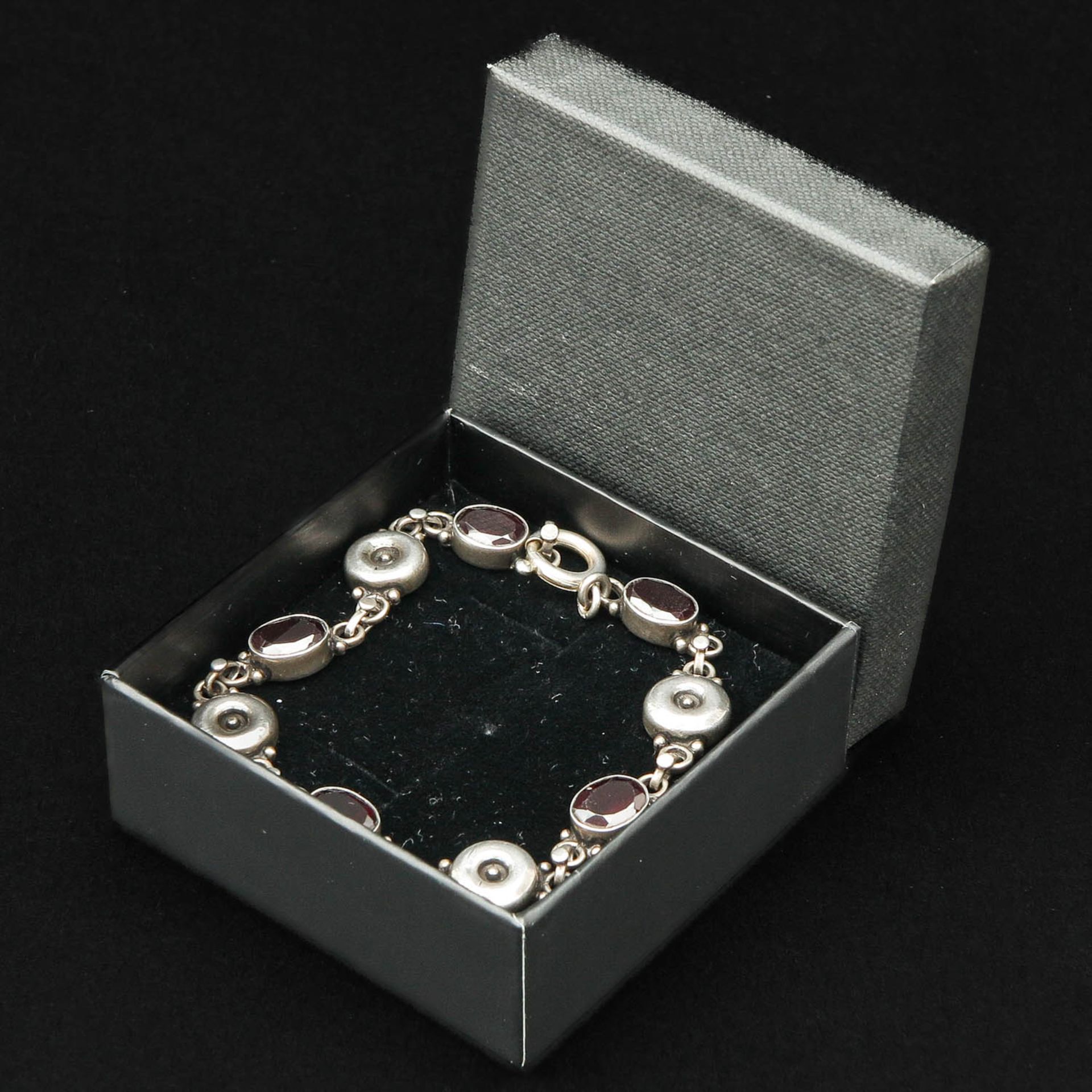A Silver Garnet Bracelet - Image 5 of 5