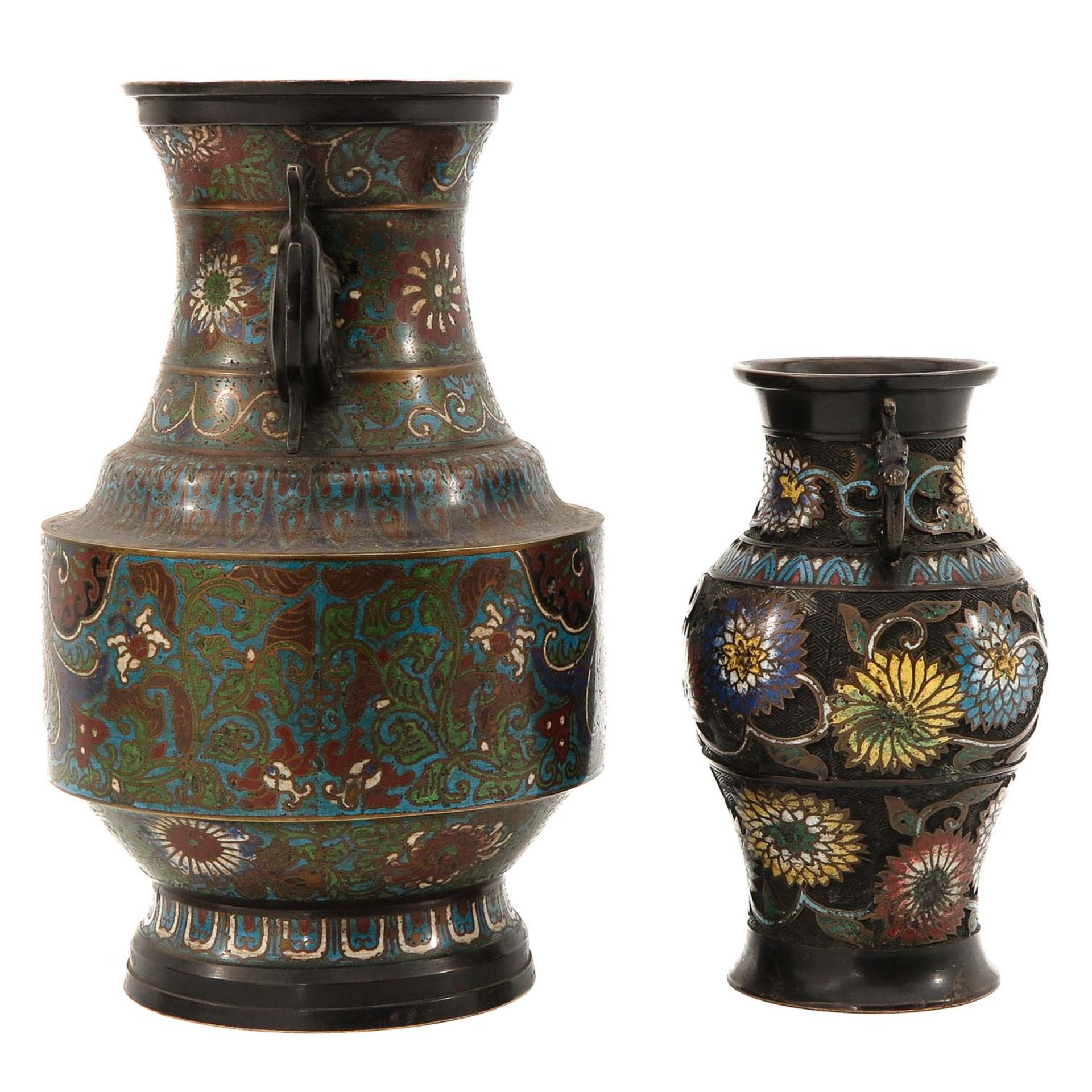 A Lot of 2 Cloisonne Vases - Image 4 of 10