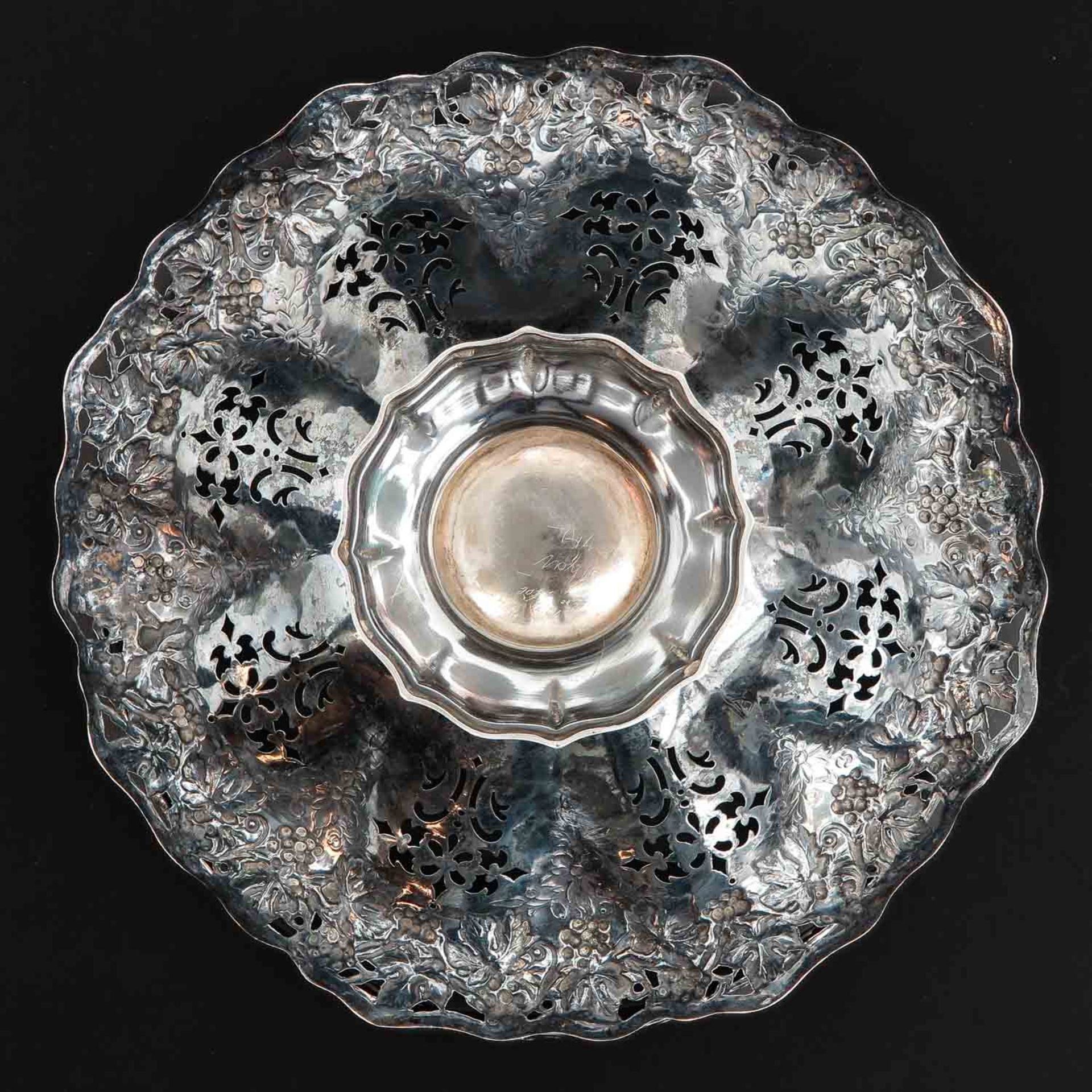 A Silver Grape Bowl - Image 6 of 8