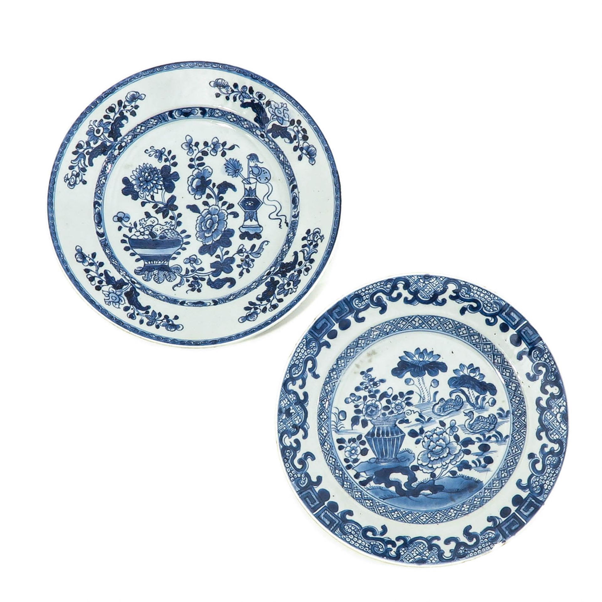 A Collection of 6 Blue and White Plates - Image 7 of 10