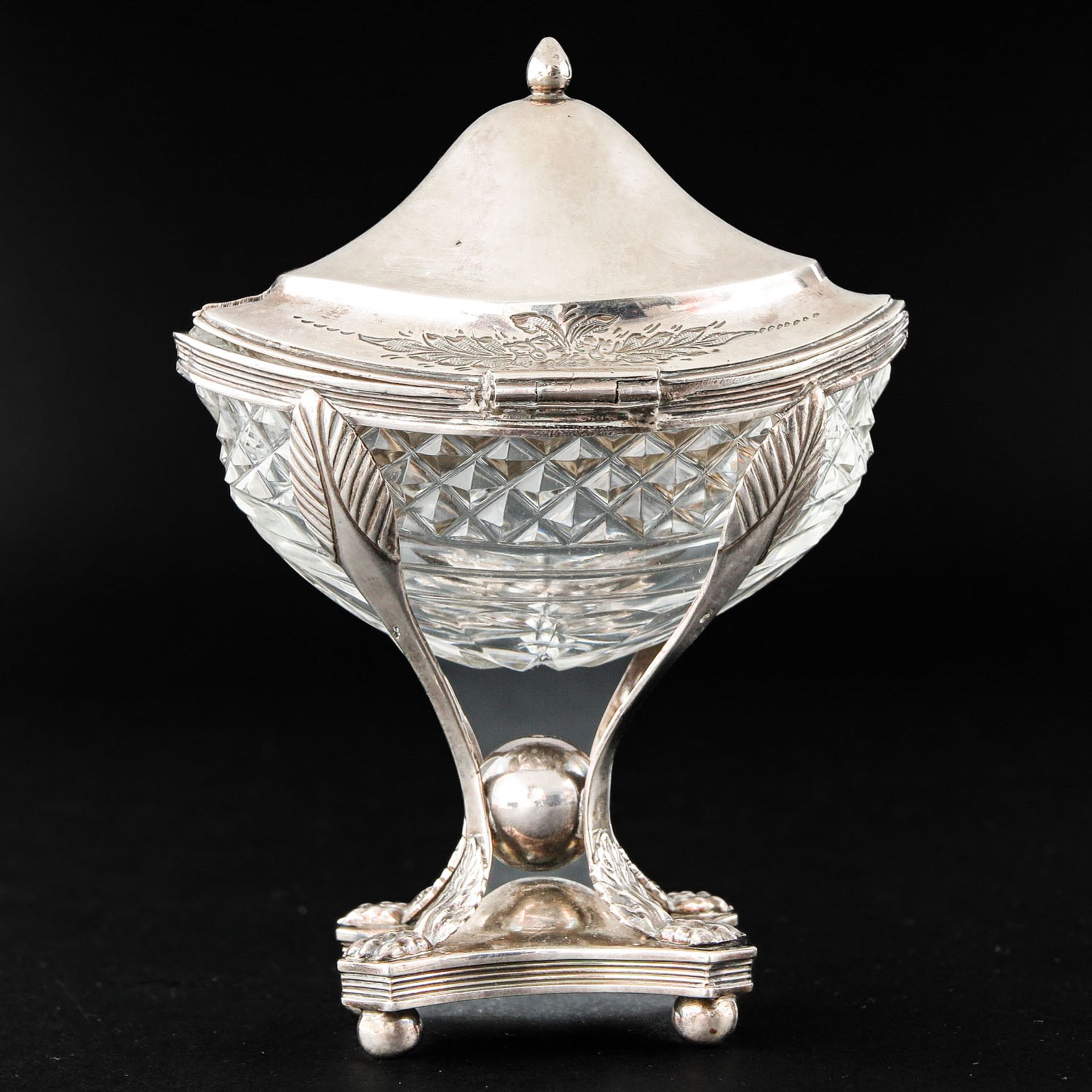 A Silver and Crystal Mustard Pot - Image 3 of 10