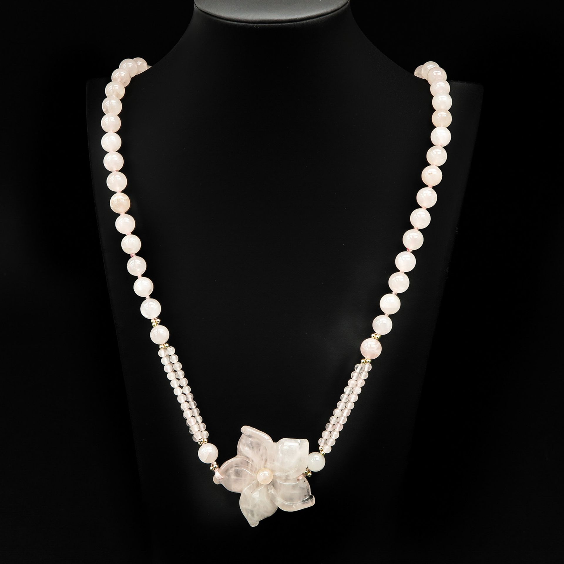 A Rose Quartz Necklace