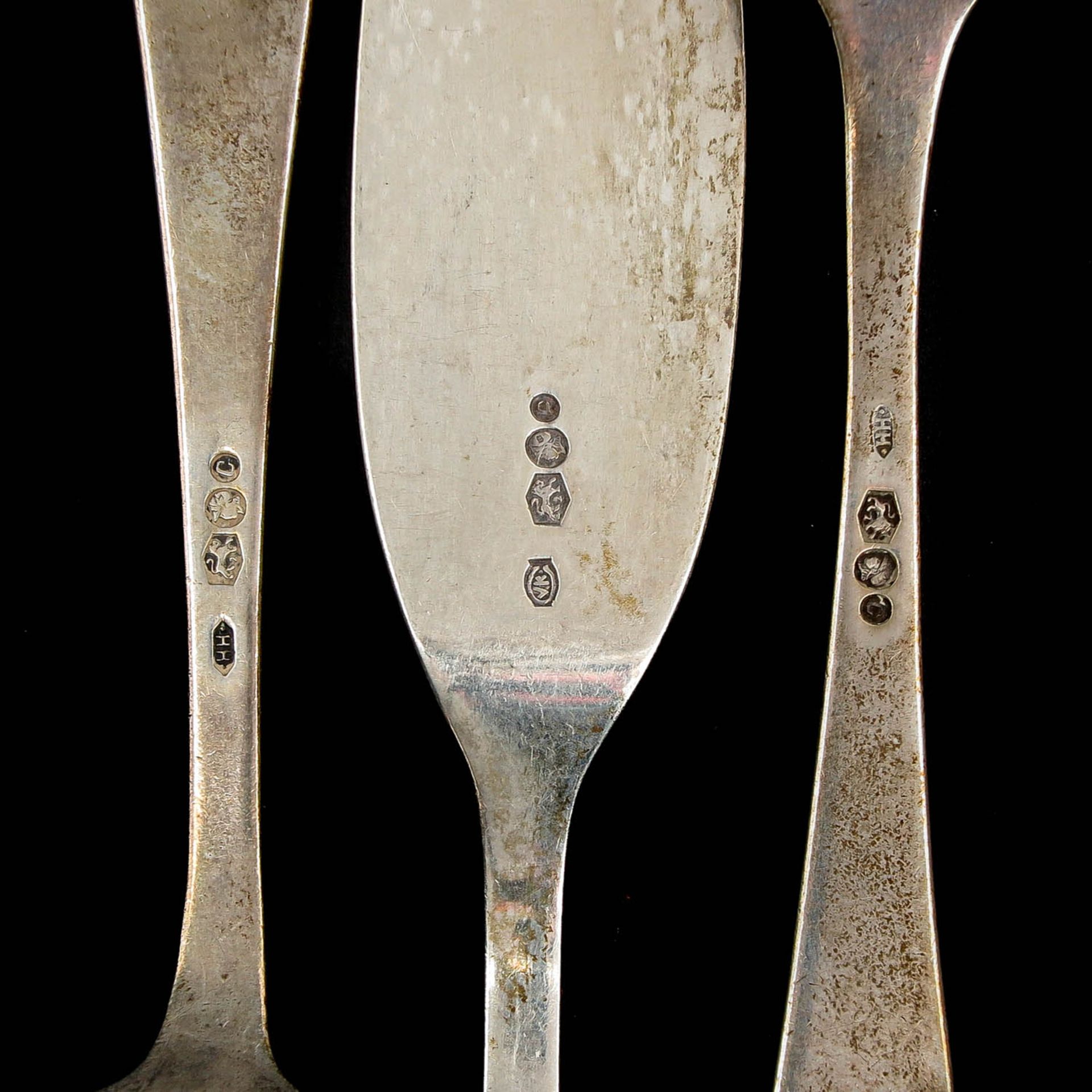 A Dutch Silver Knitting Spoon - Image 4 of 10