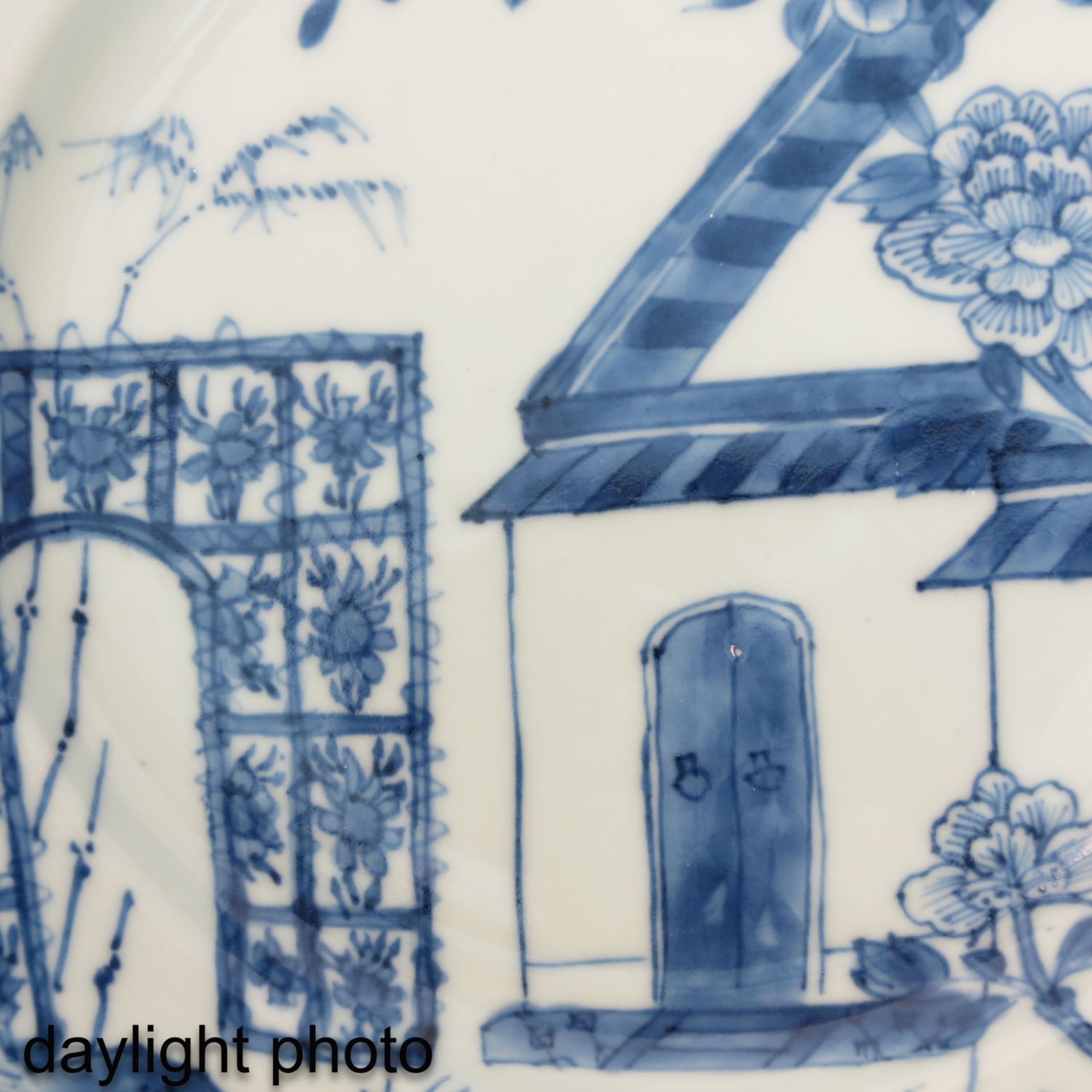 A Blue and White Plate - Image 5 of 5