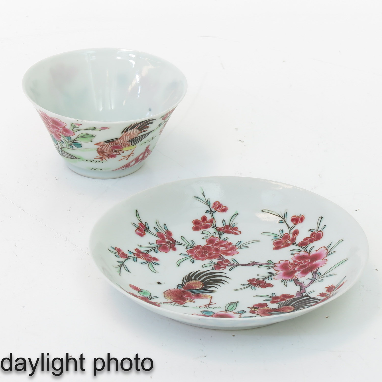 A Pair of Famille Rose Cups and Saucers - Image 9 of 10