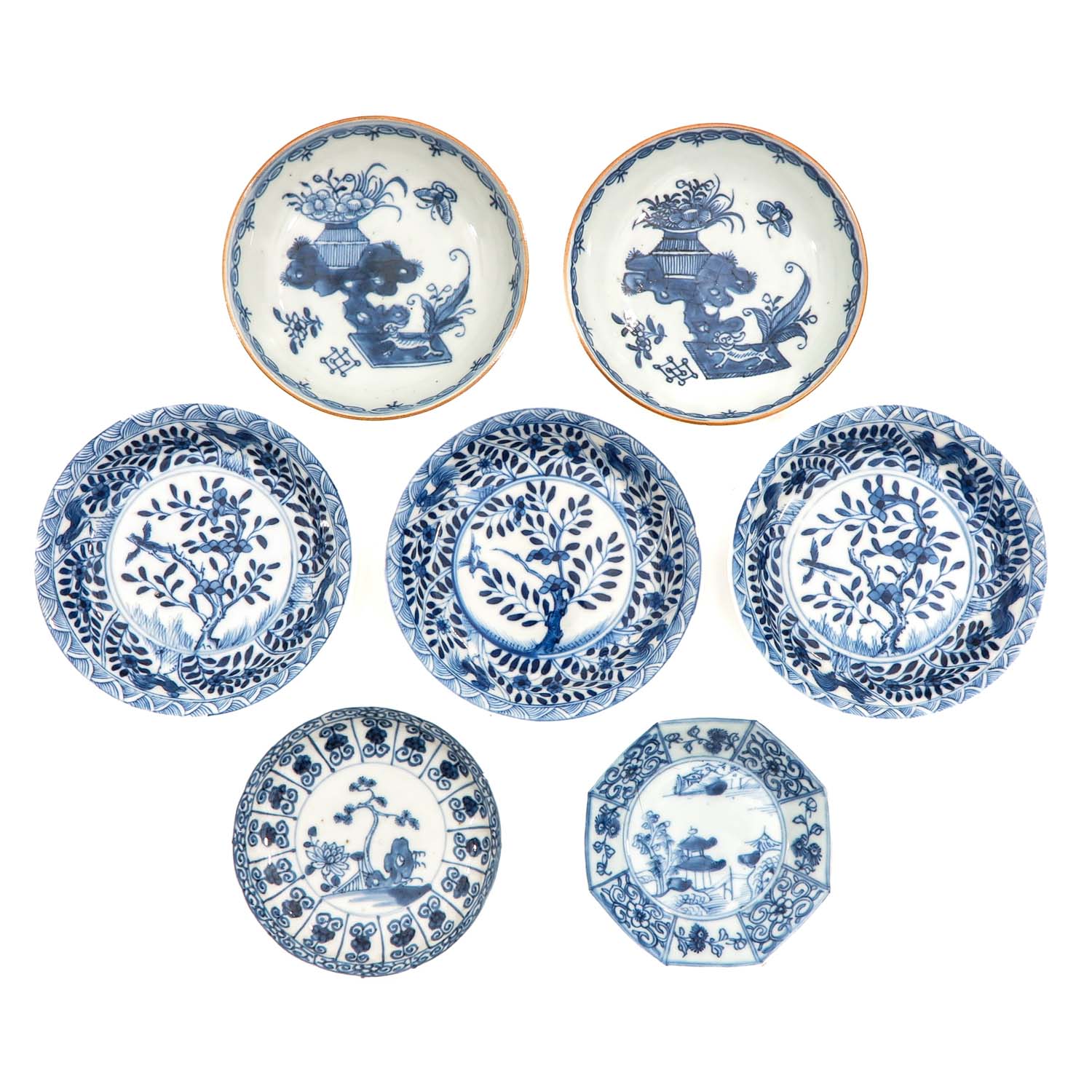 A Collection of Blue and White Cups and Saucers - Image 7 of 10