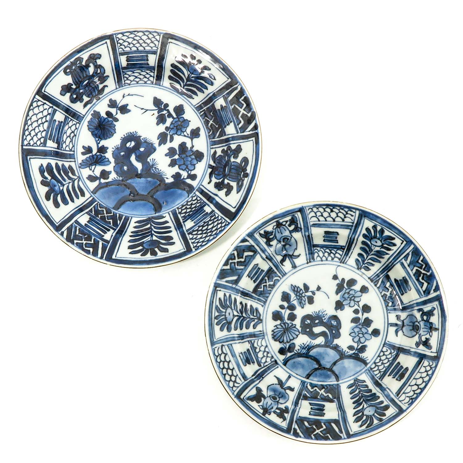 A Collection of 6 Blue and White Plates - Image 3 of 10