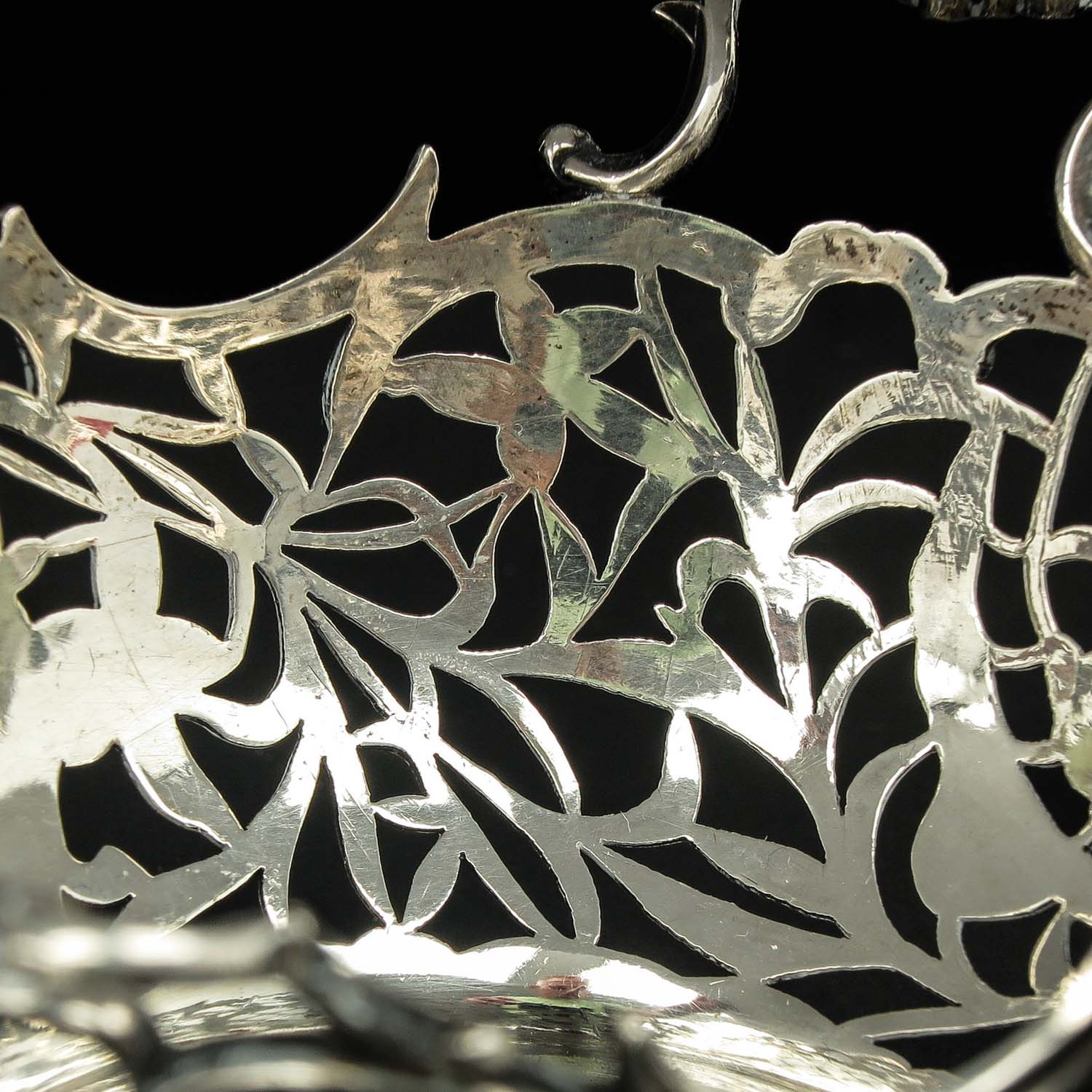 A Silver Bon Bon Basket - Image 7 of 9