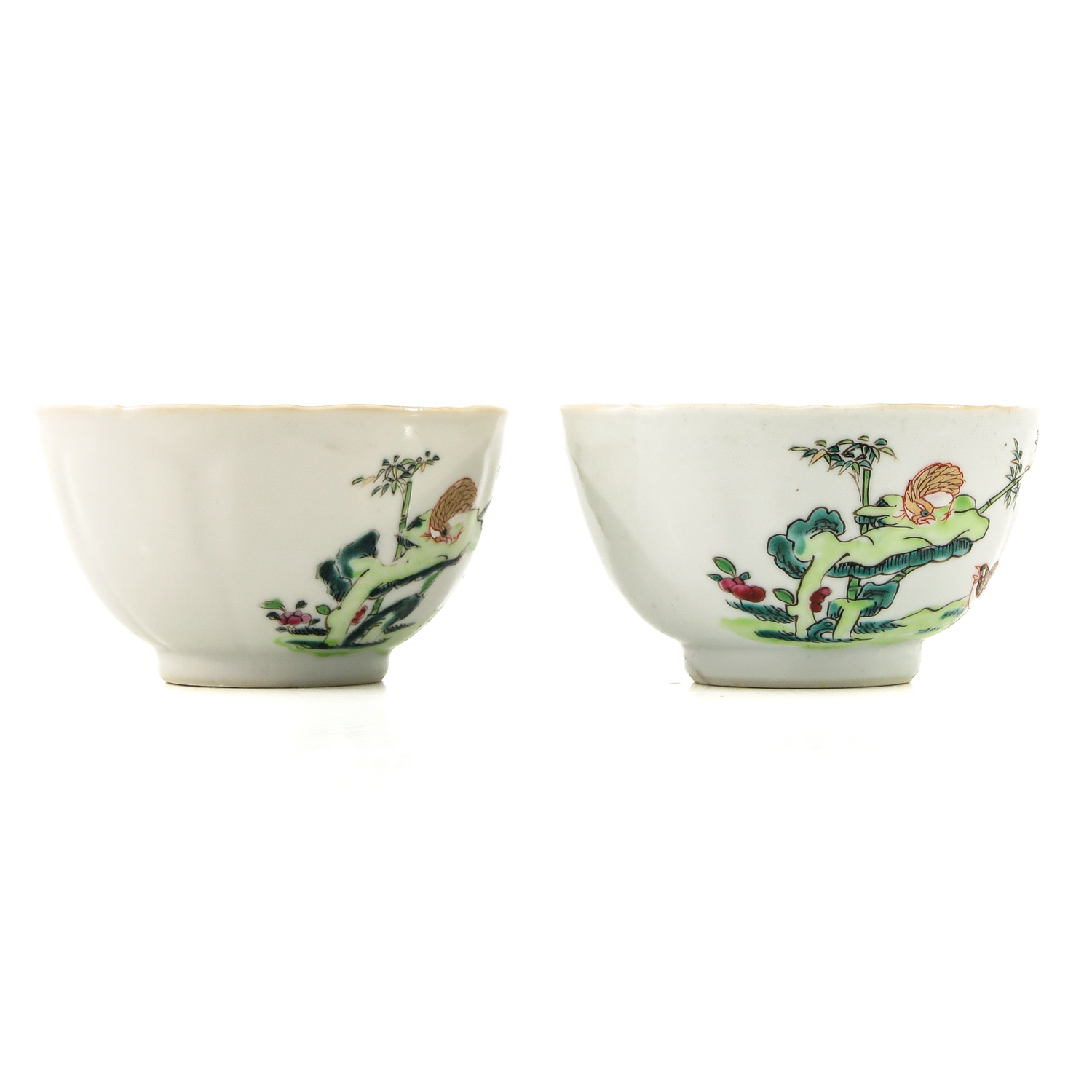 A Pair of Famille Rose Cups and Saucers - Image 4 of 10