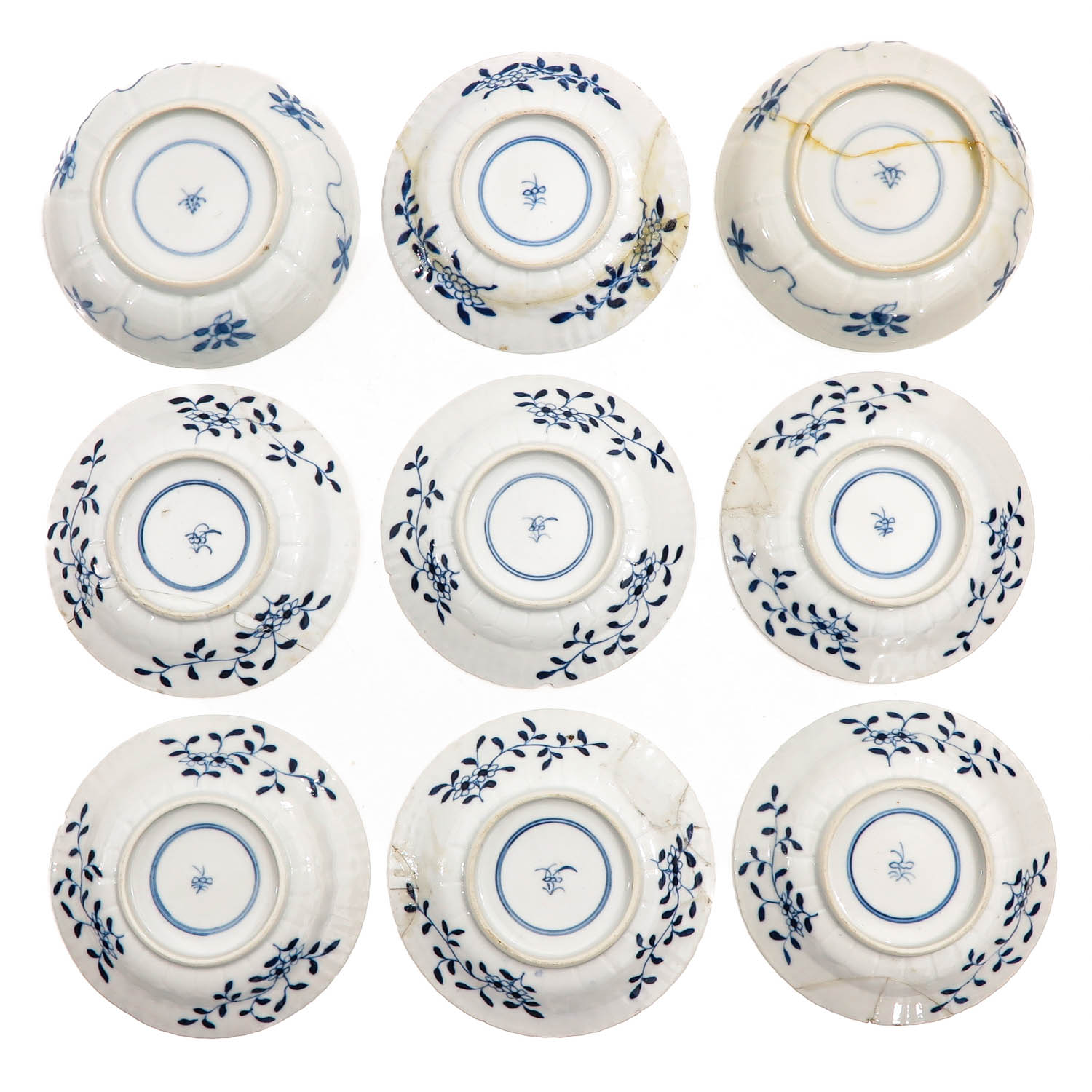 A Collection of Blue and White Cups and Saucers - Image 8 of 10