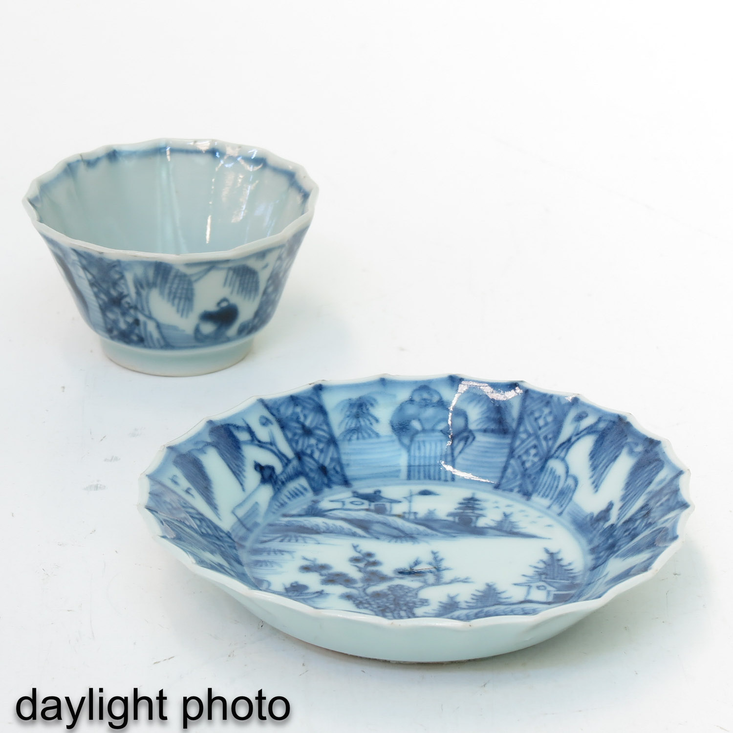 A Collection of Cups and Saucers - Image 9 of 10