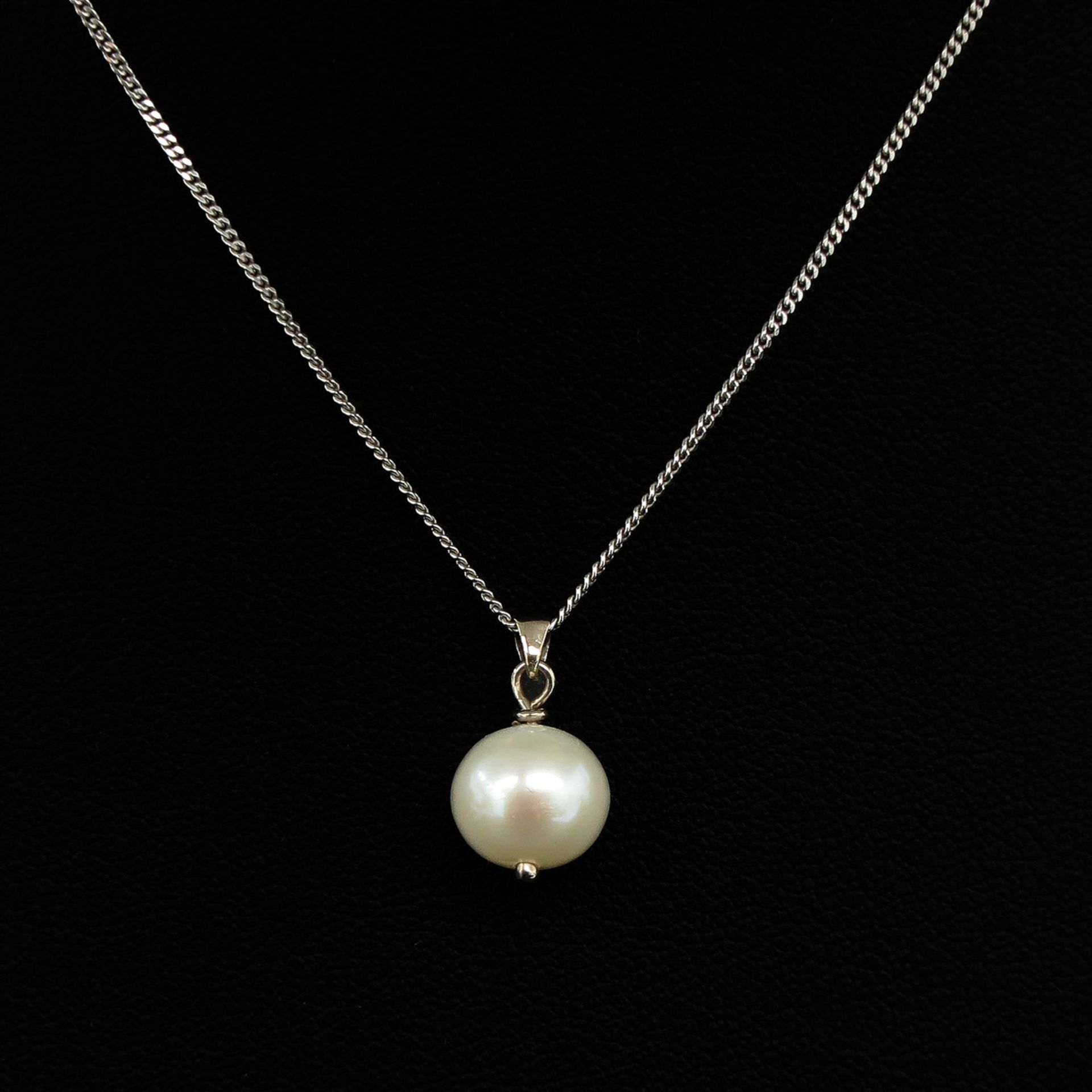 A 14KG Necklace with Pearl - Image 2 of 4