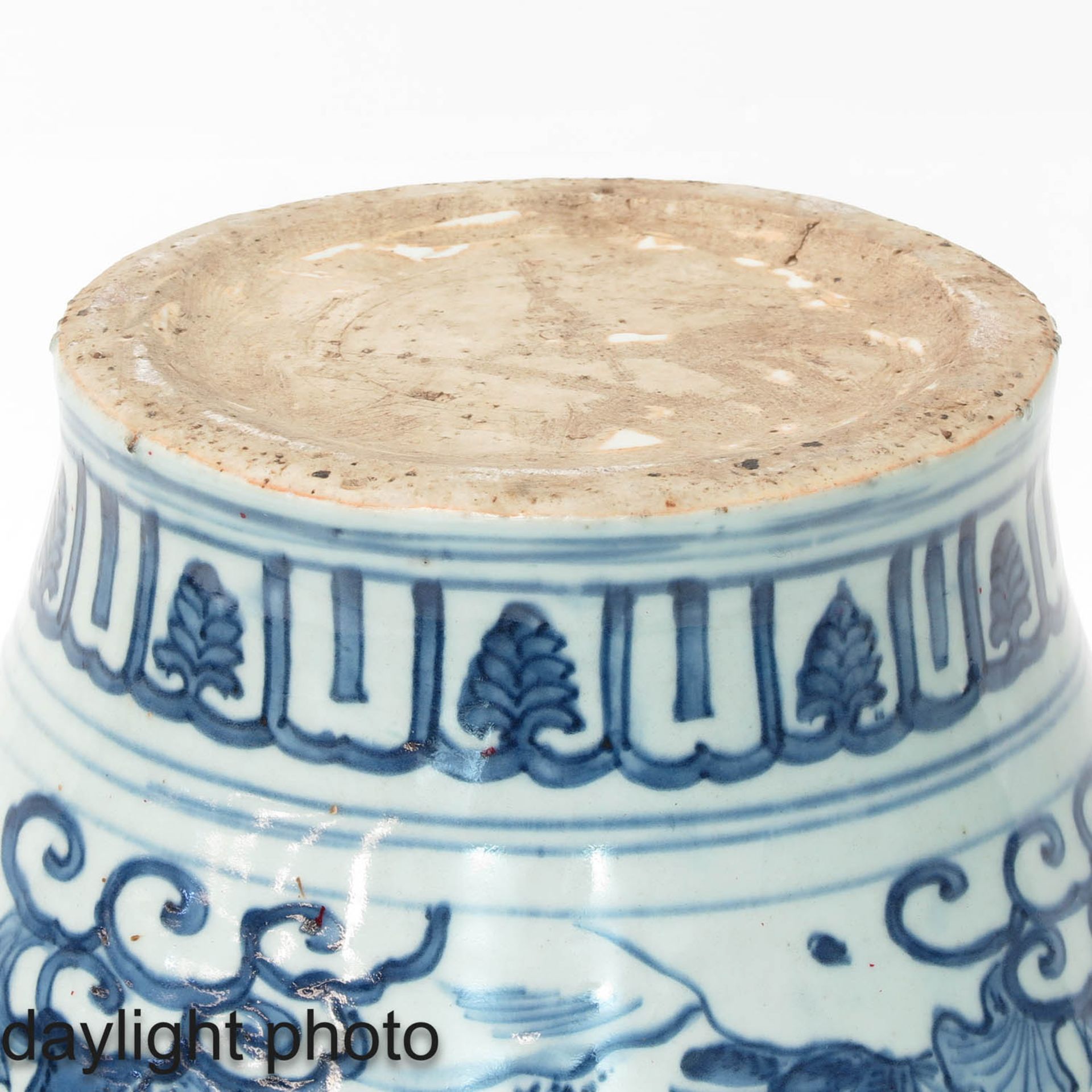 A Blue and White Jar - Image 8 of 10