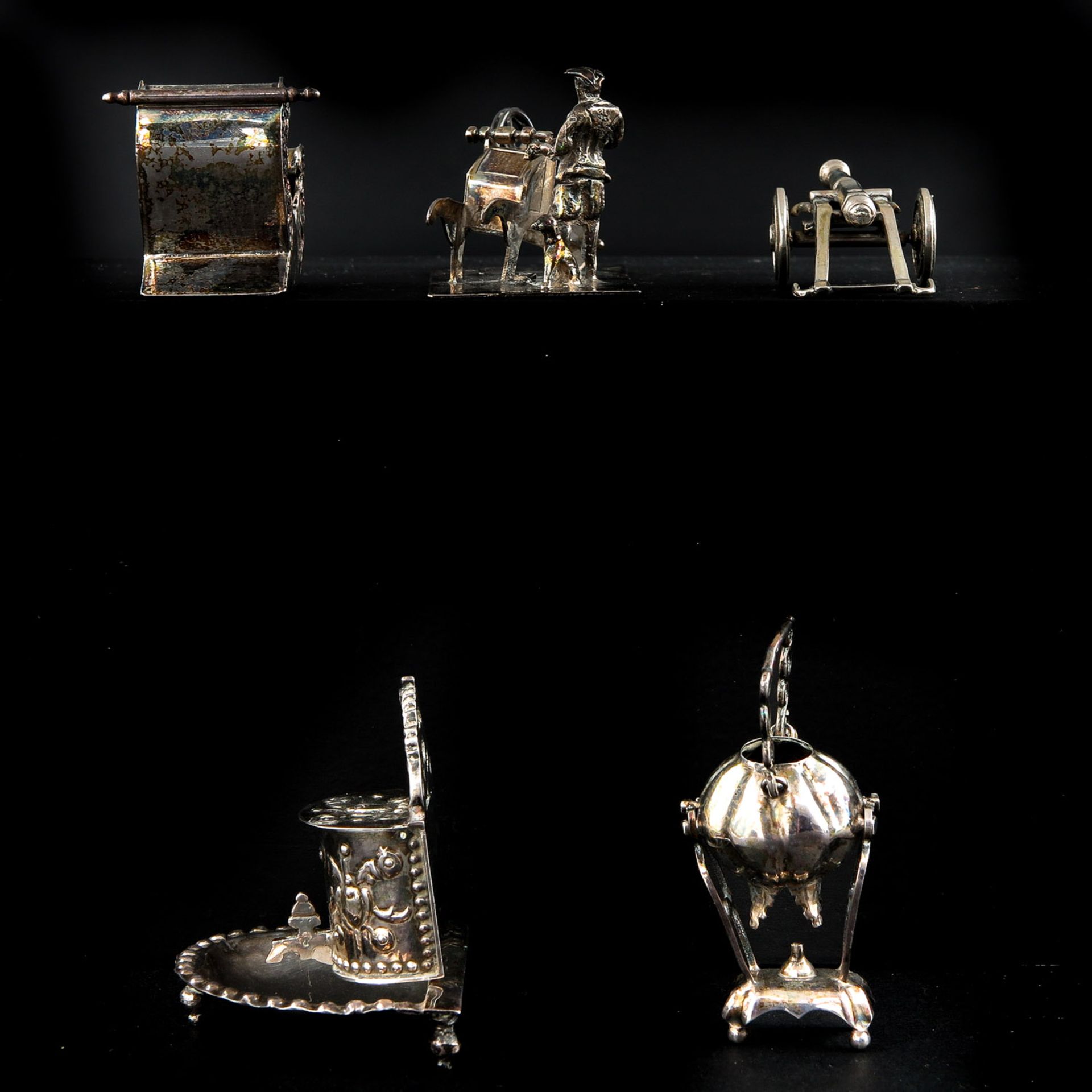 A Collection of 5 Silver Miniatures - Image 2 of 10