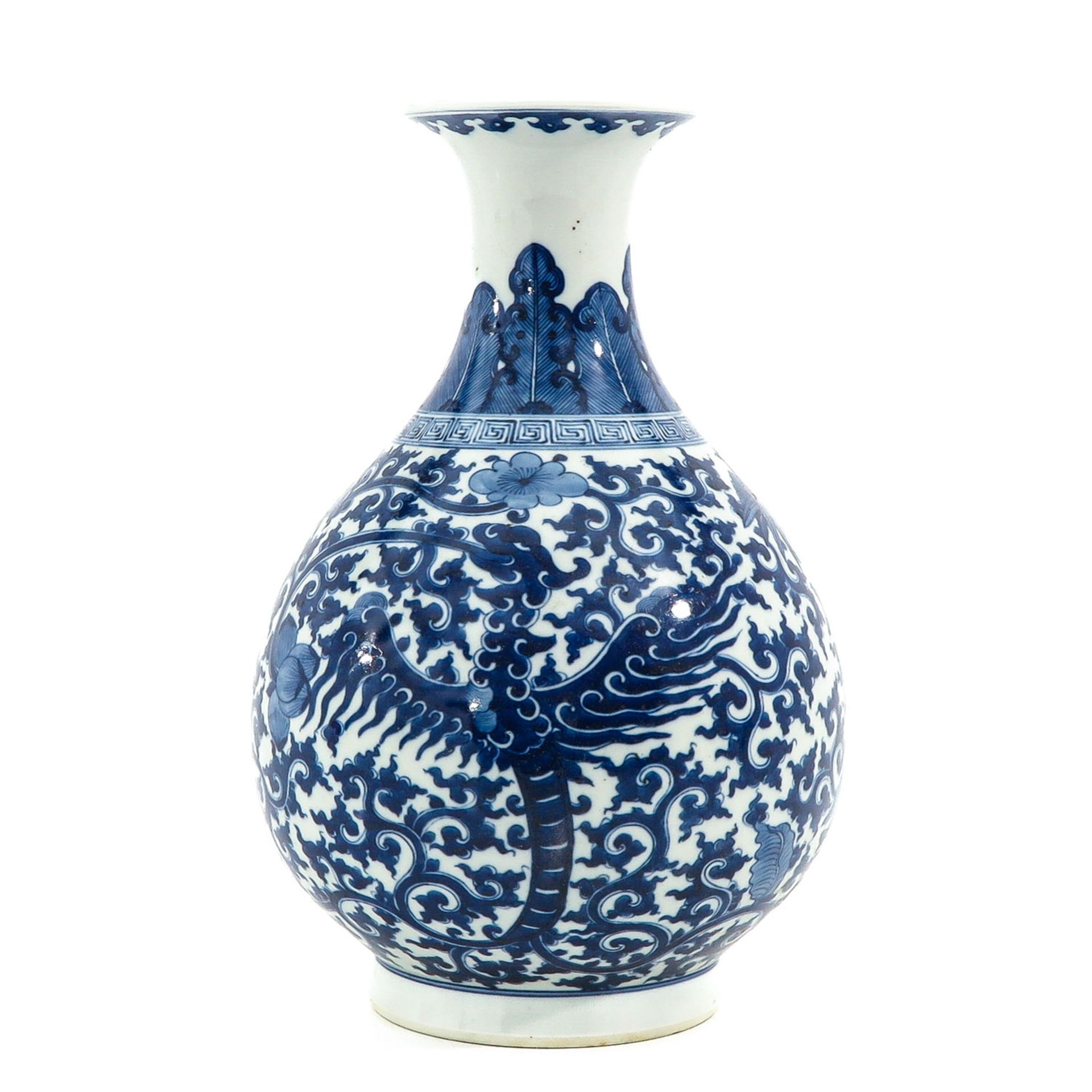 A Blue and White Vase - Bild 3 aus 10