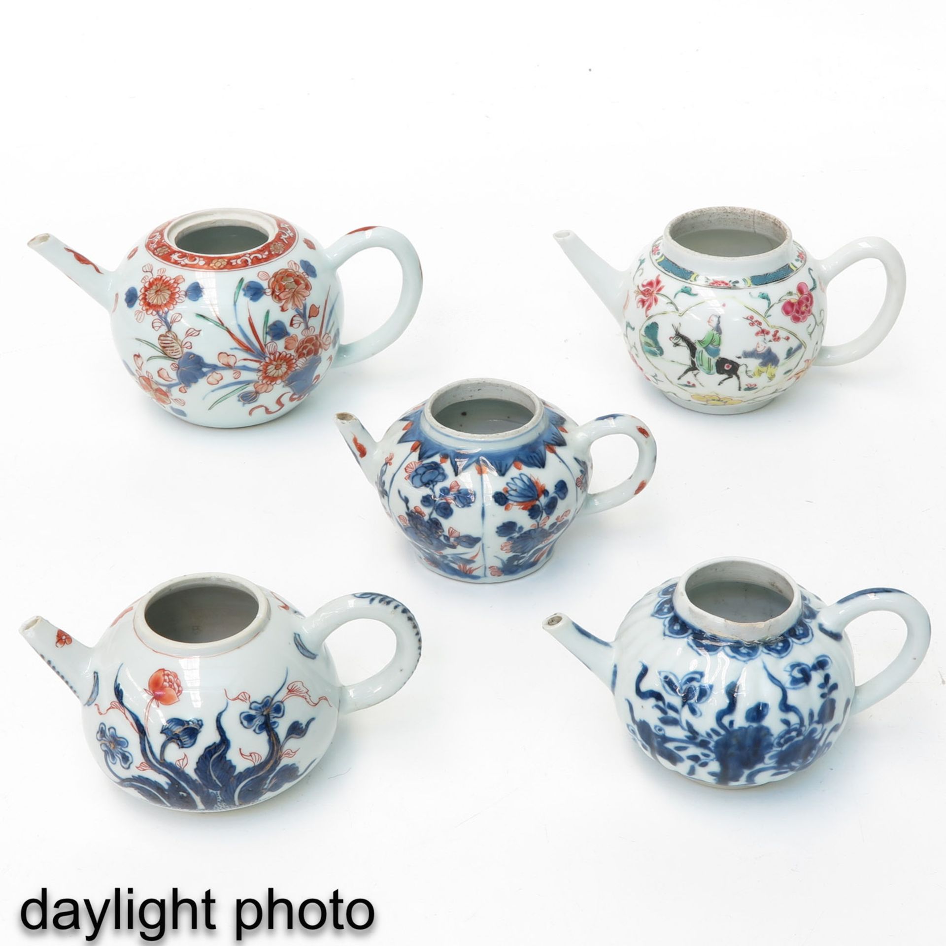 A Collection of 5 Teapots - Bild 7 aus 10