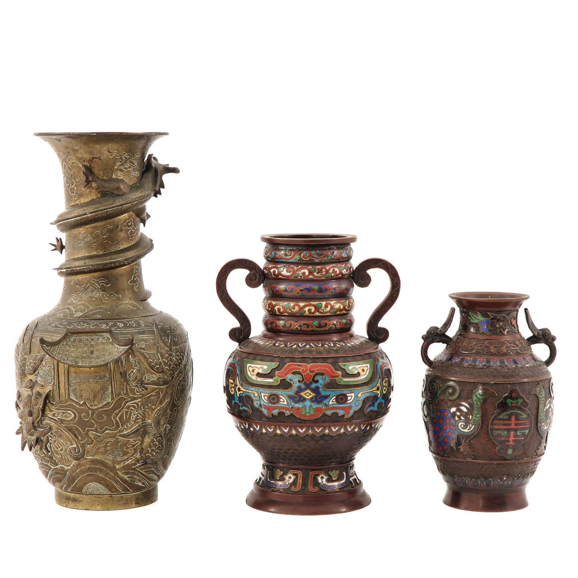 A Pair of Cloisonne Vase and Bronze Vase - Image 3 of 10