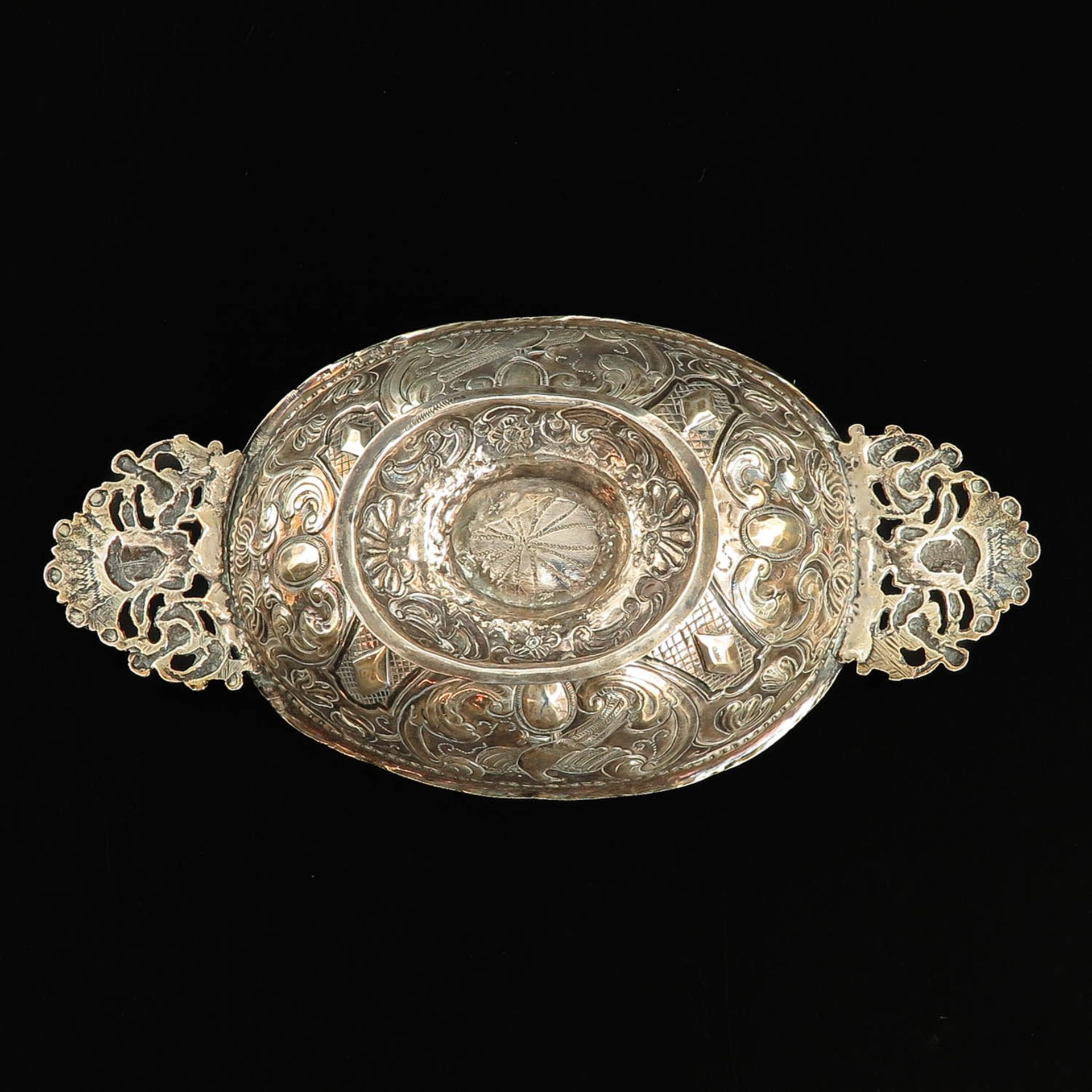 An 18th Century Brandy Bowl - Image 6 of 9