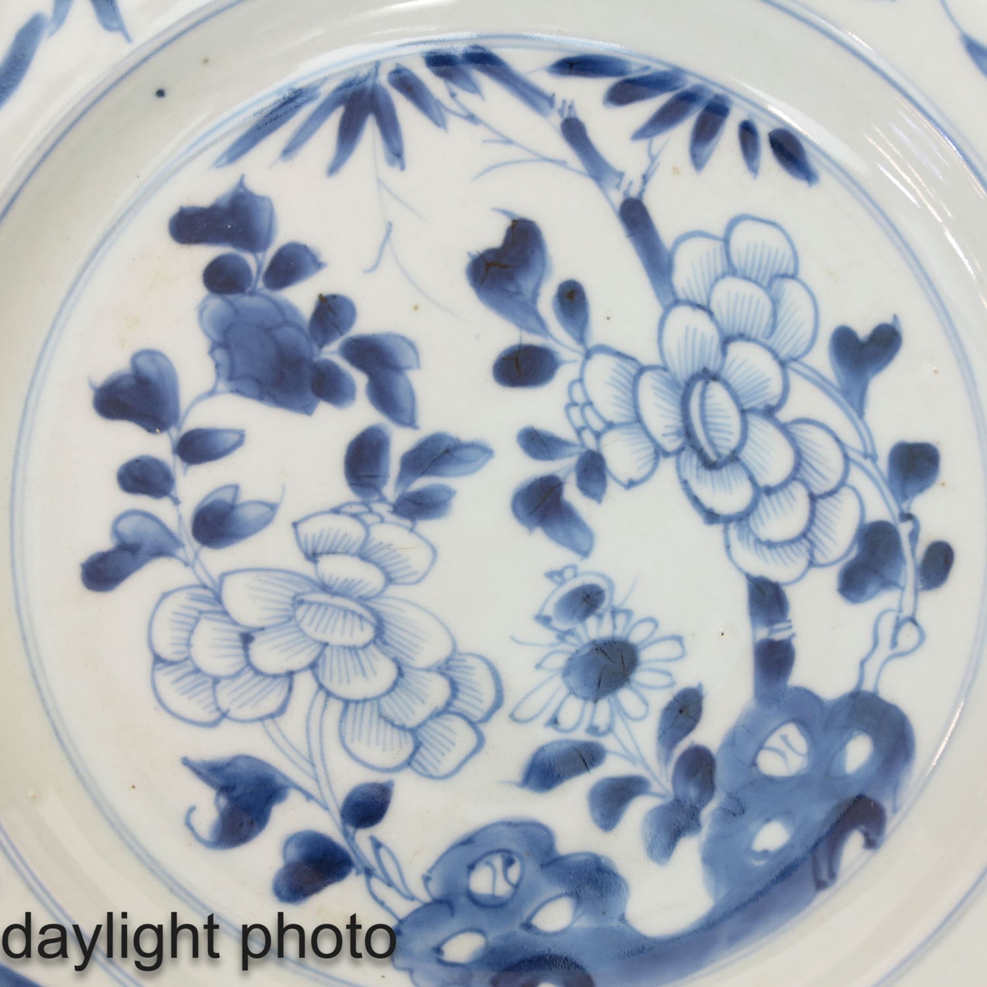 A Series of 5 Blue and White Plates - Bild 9 aus 9