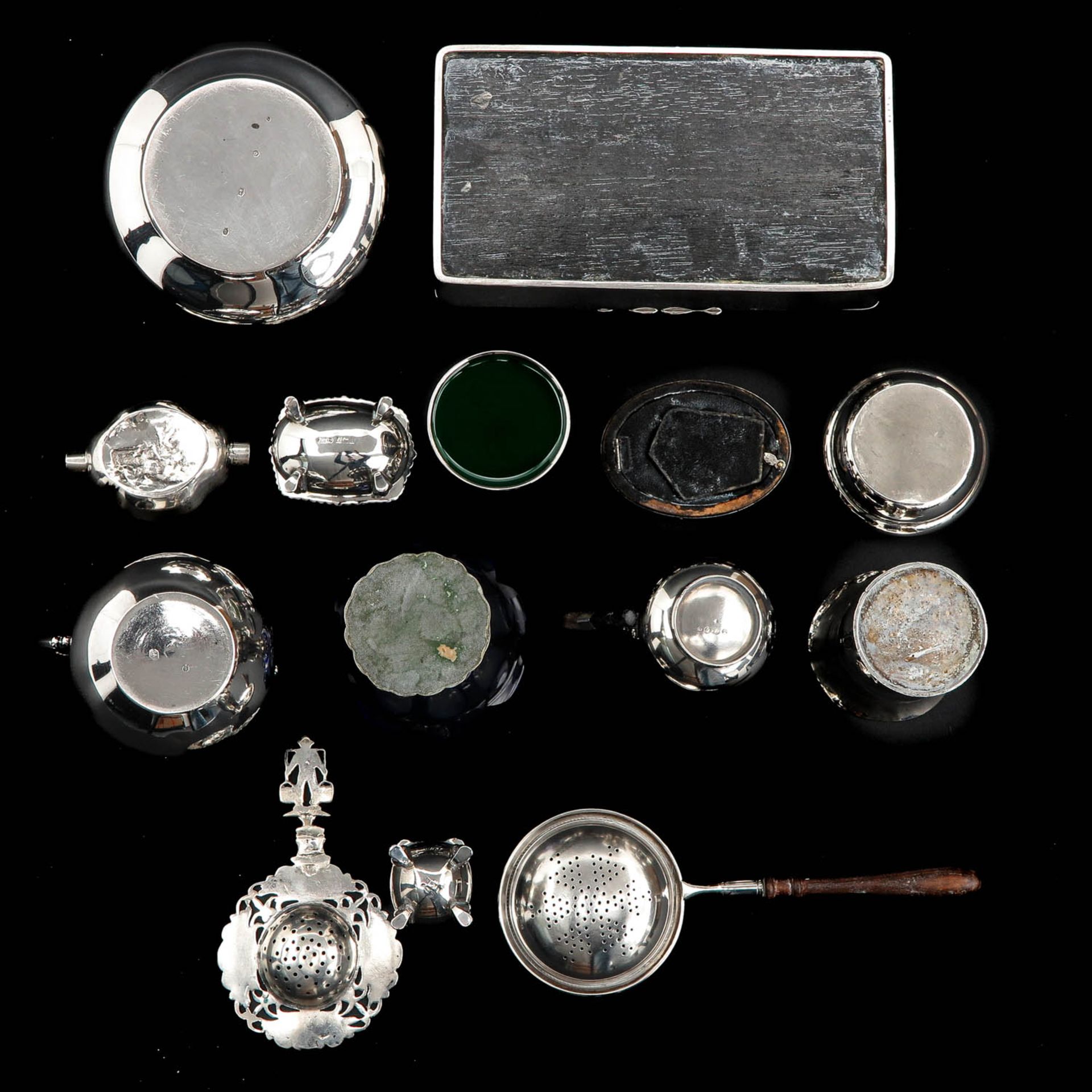 A Collection of Items - Image 6 of 10