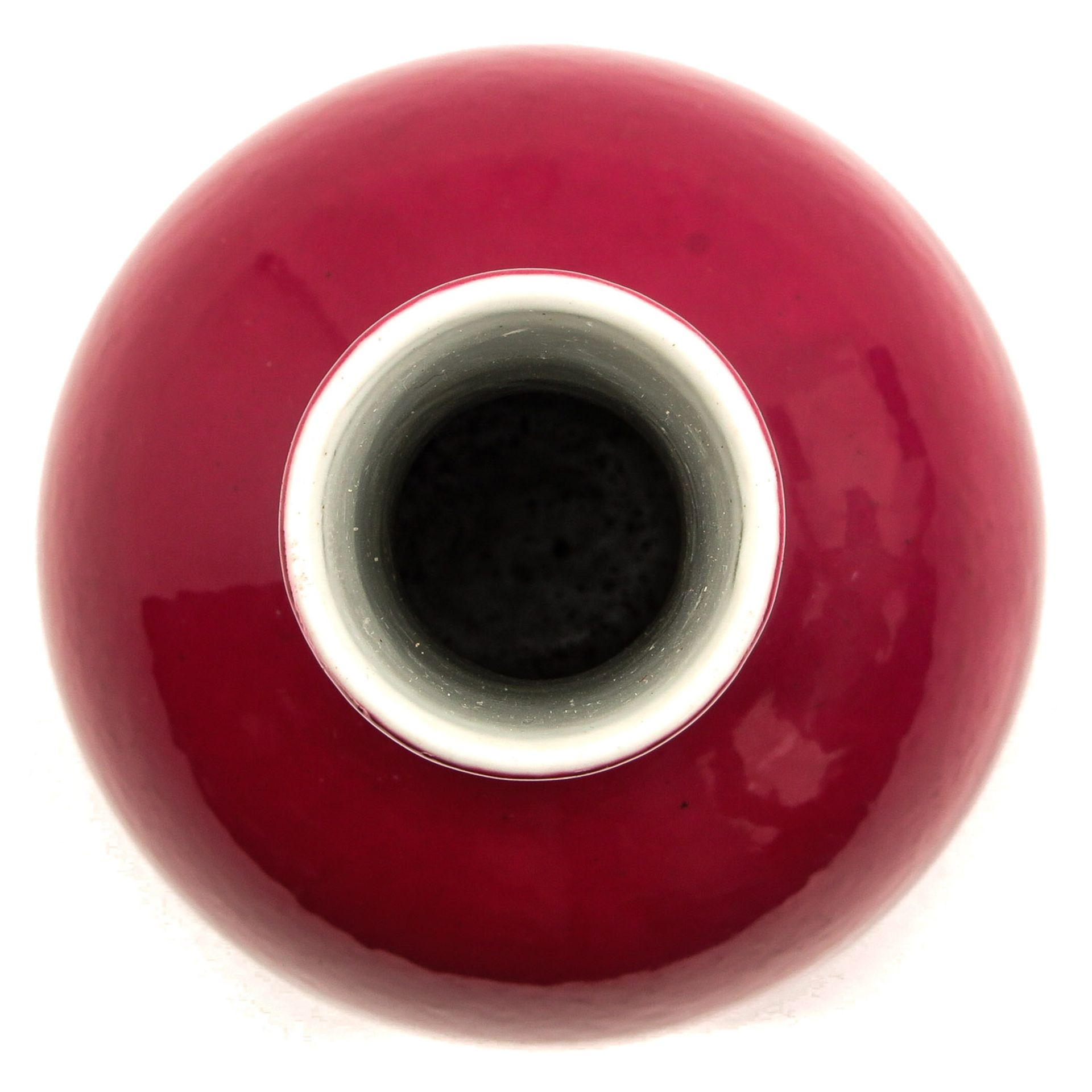 A Ruby Glazed Vase - Image 5 of 9
