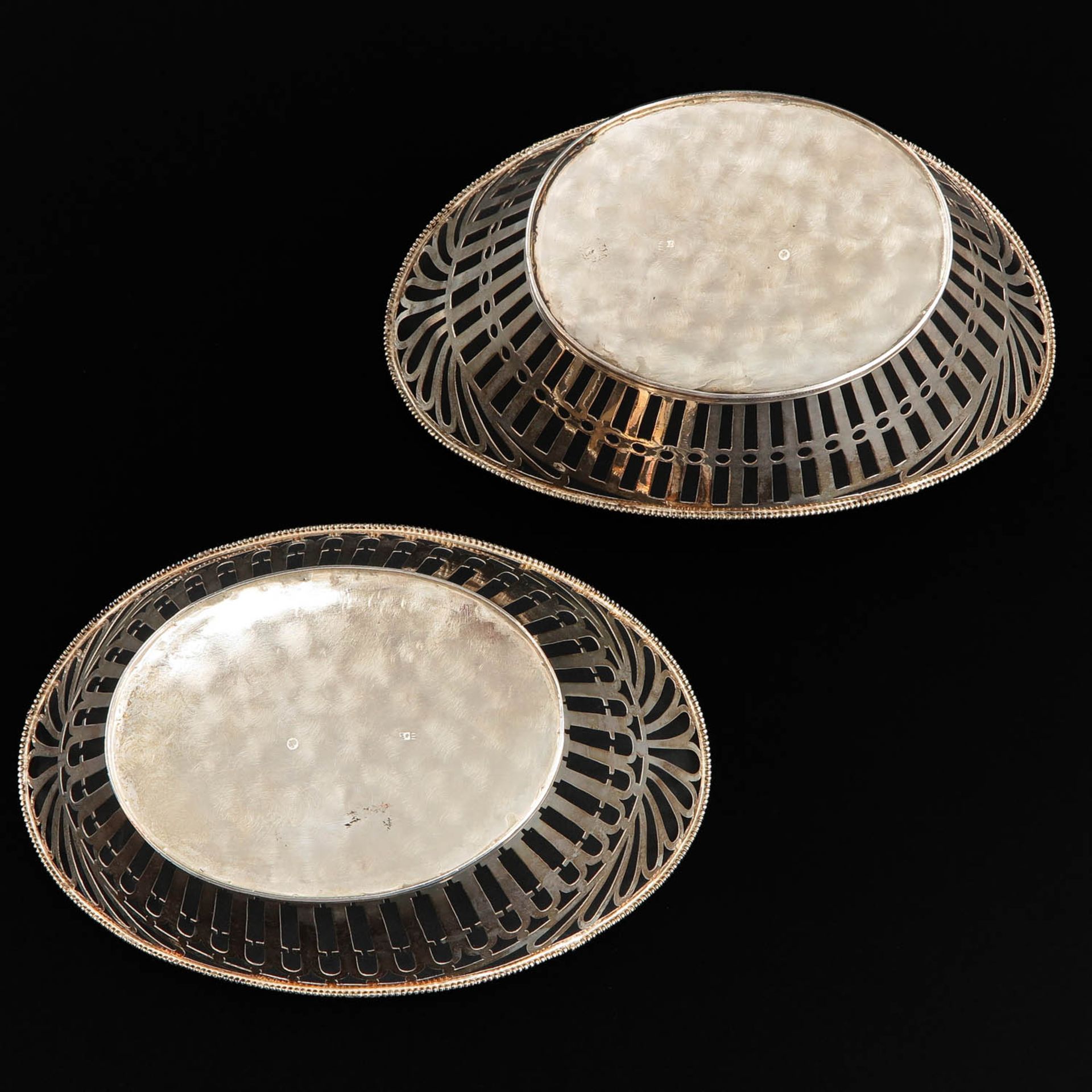 A Pair of Silver Baskets - Bild 6 aus 10