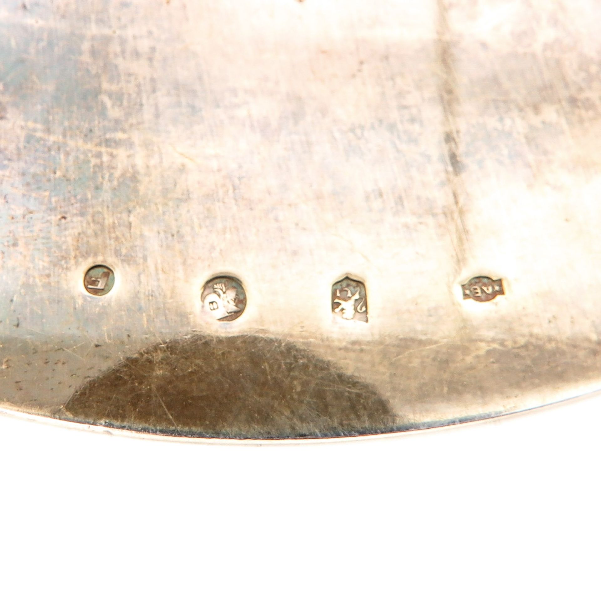 A Chalice with Diamonds - Bild 9 aus 10
