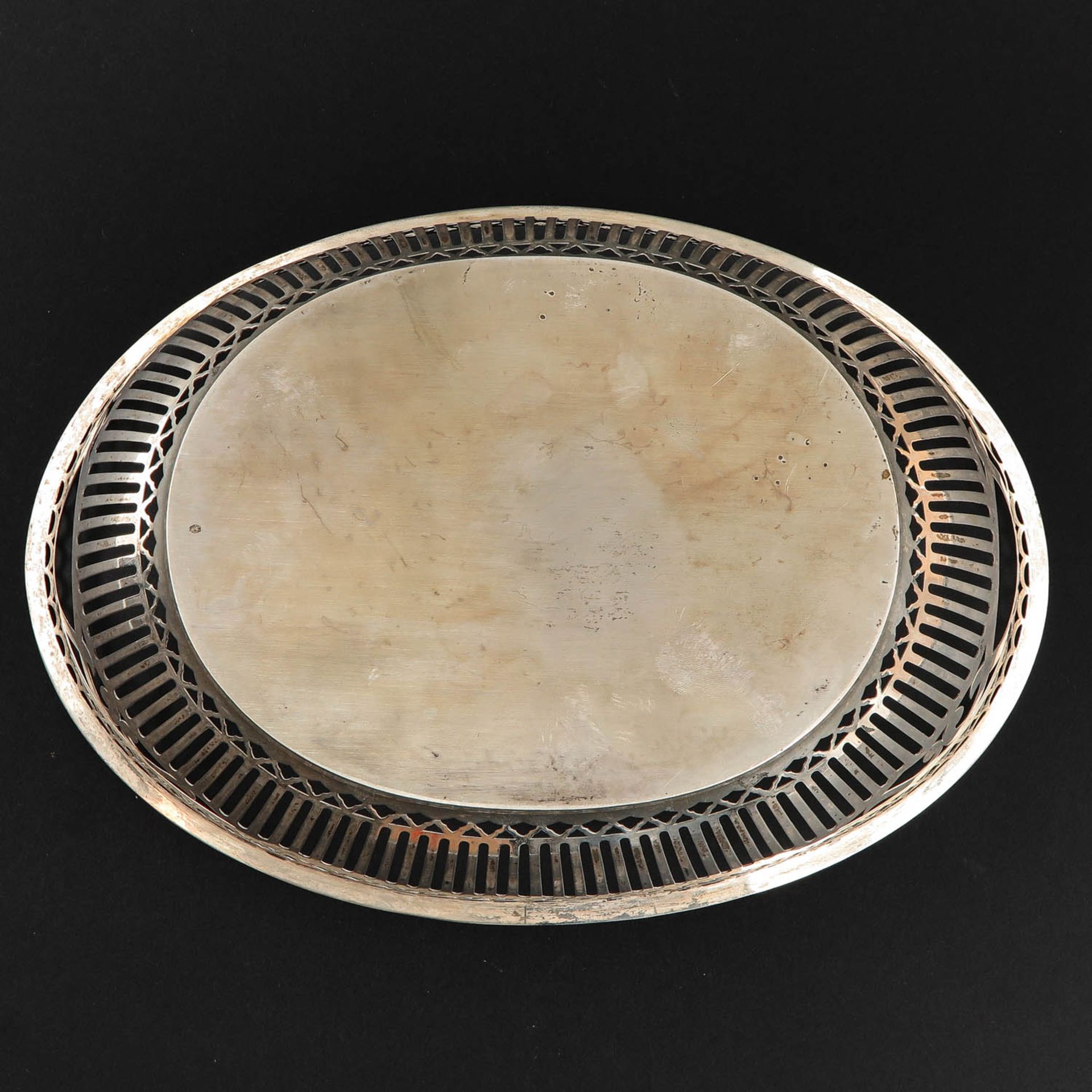 A Silver Bread Basket - Image 6 of 8