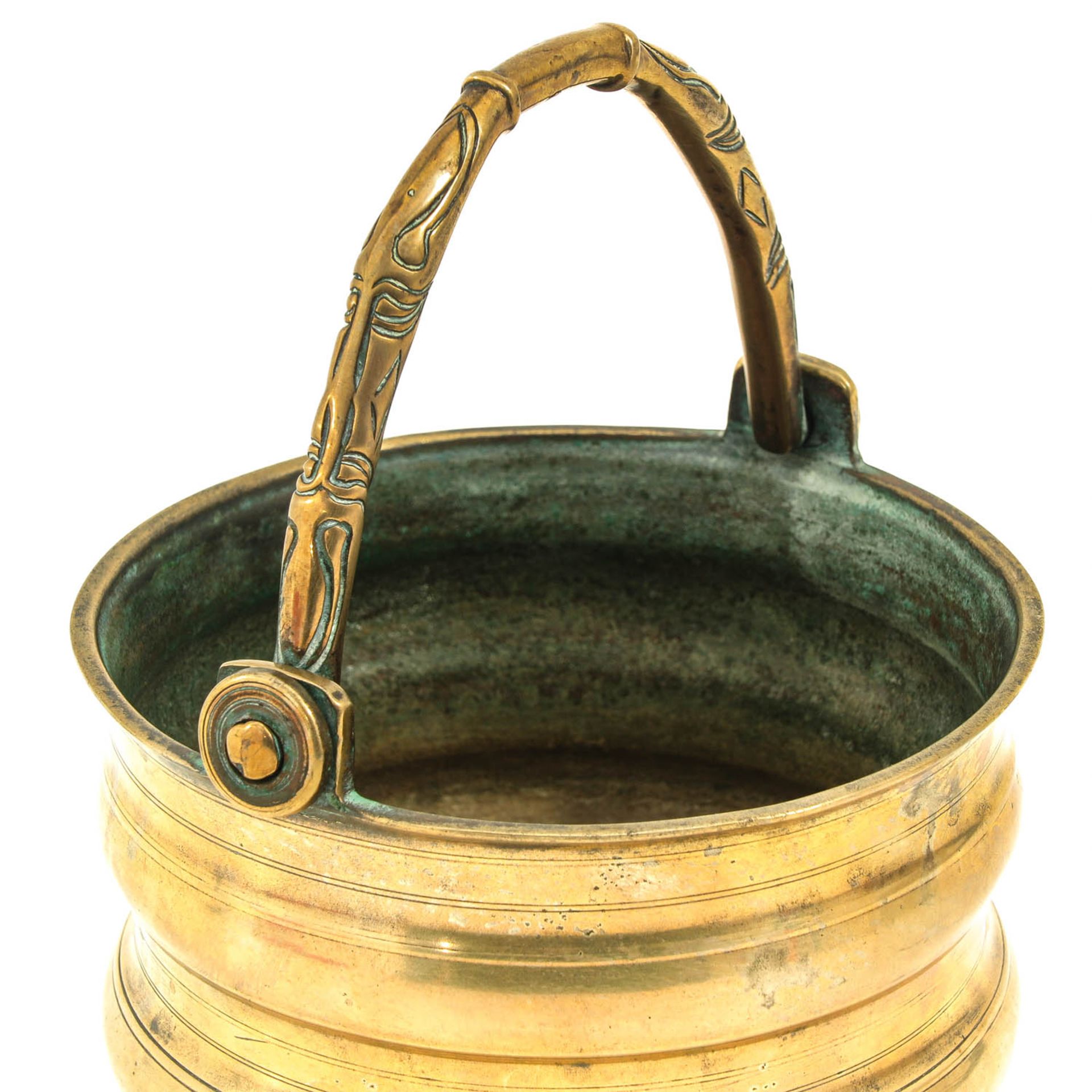 A 17th Bronze Bucket - Image 7 of 7