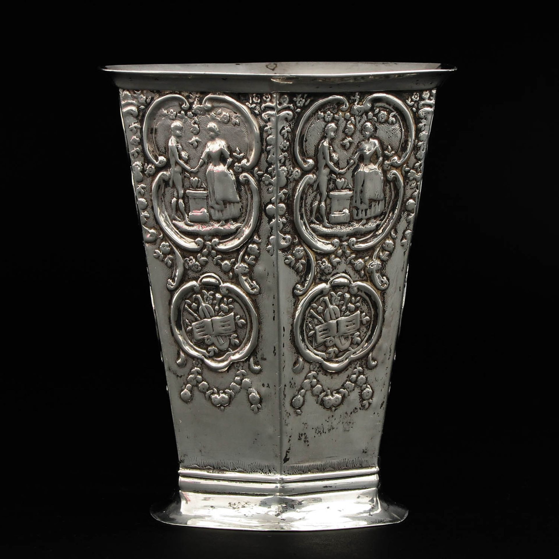 A 19th Century Honorary Cup - Image 4 of 8