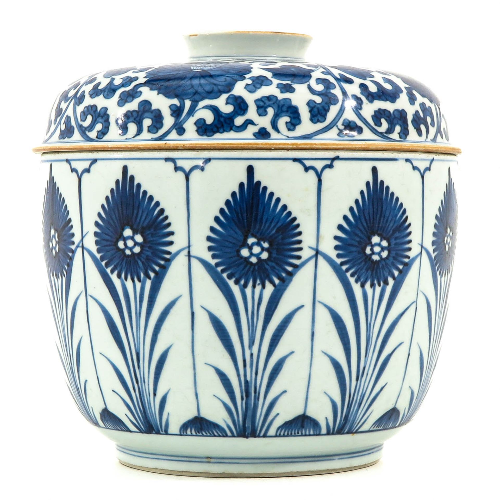 A Blue and White Jar with Cover - Image 3 of 9