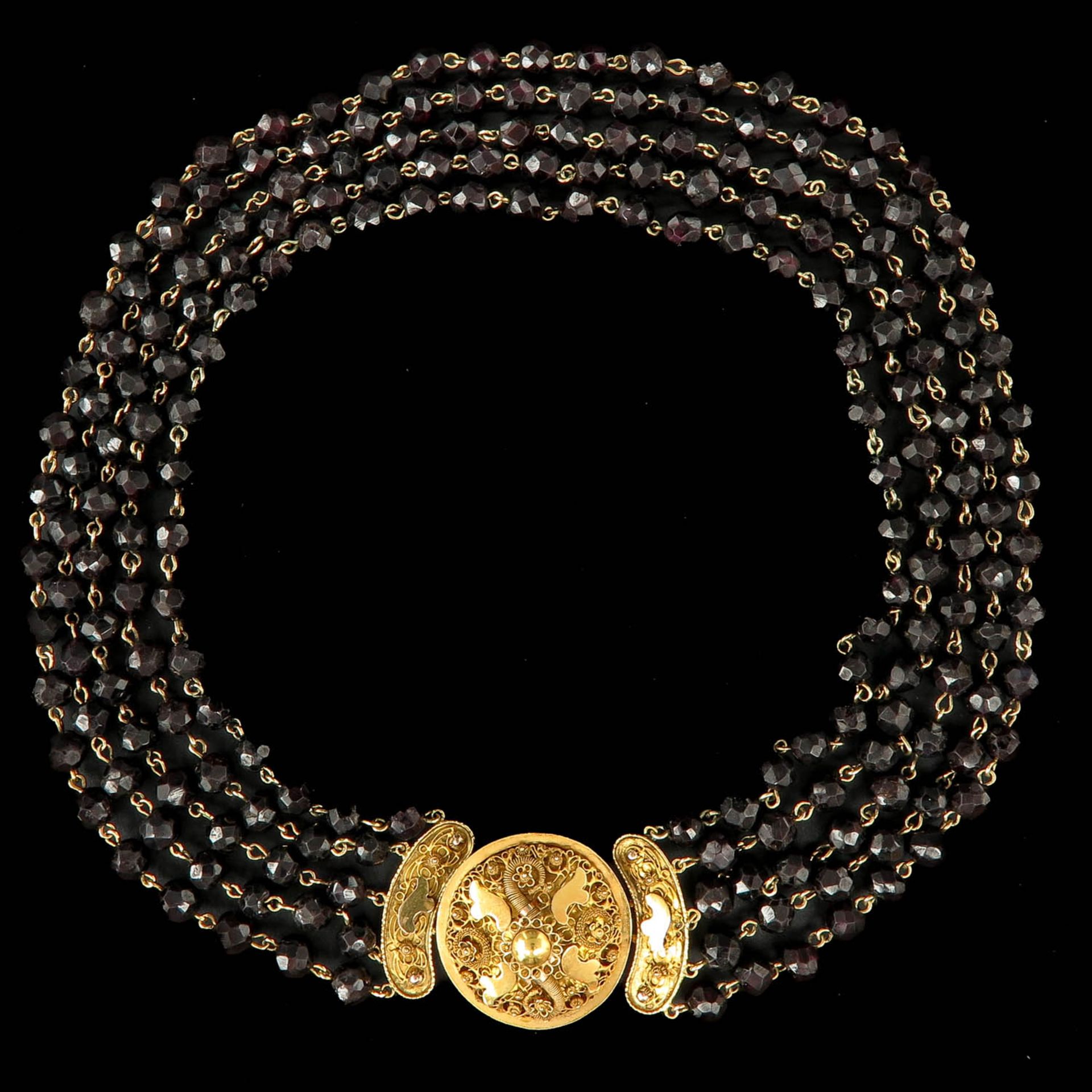 A 5 Strand Garnet Necklace on 14KG Clasp - Bild 3 aus 5