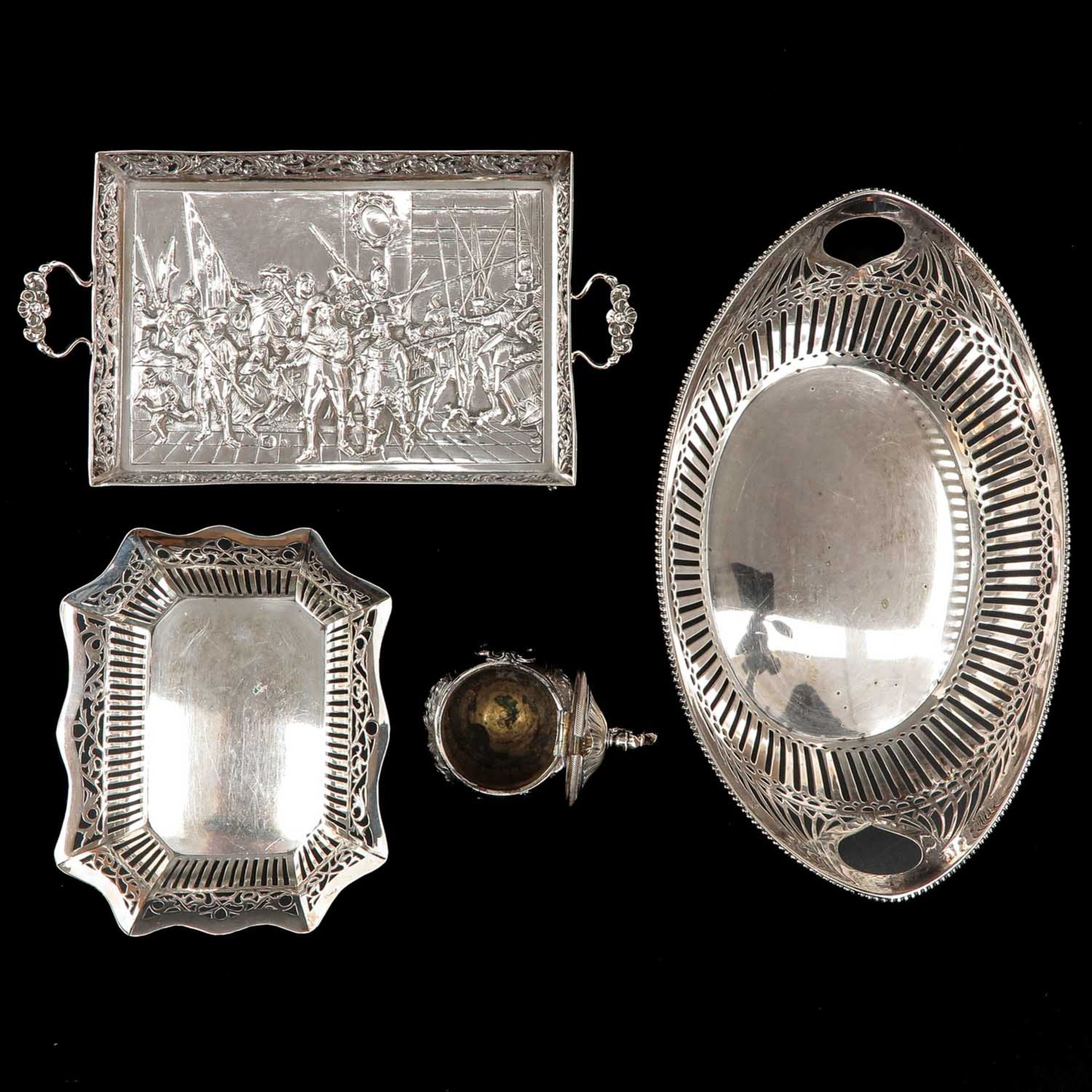 A Lot of 4 Pieces of Silver - Image 5 of 10