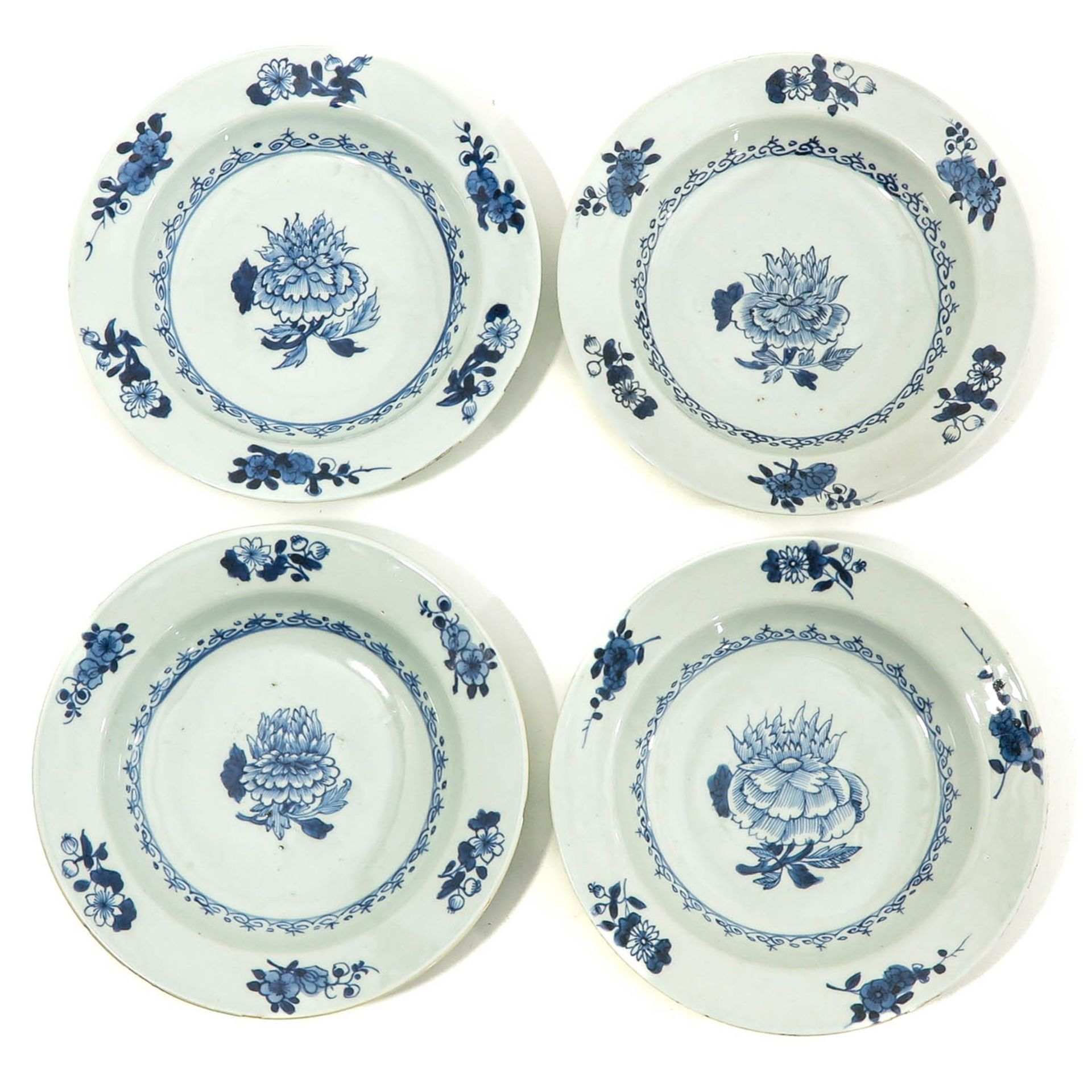 A Series of 12 Blue and White Plates - Image 5 of 10