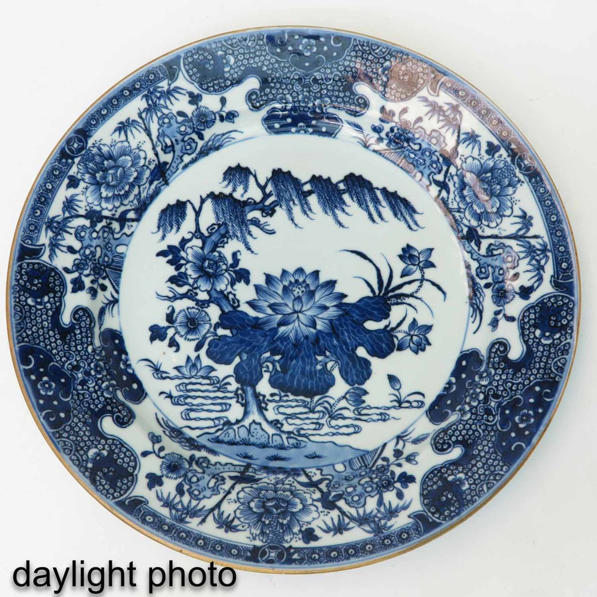 A Blue and White Plate - Image 3 of 5
