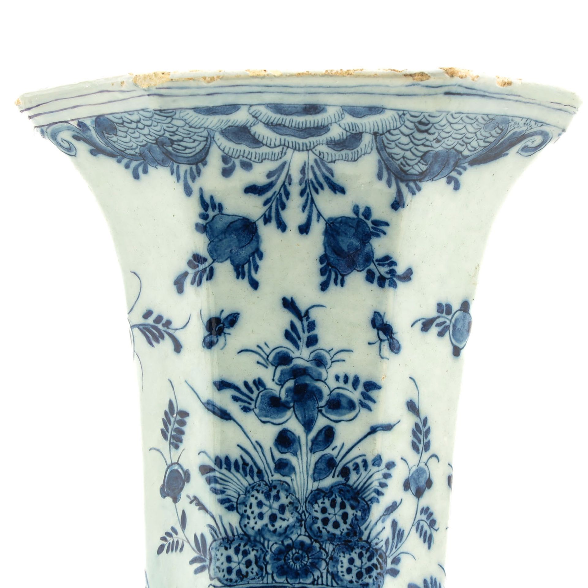 An 18th Century Delft Vase - Image 8 of 8
